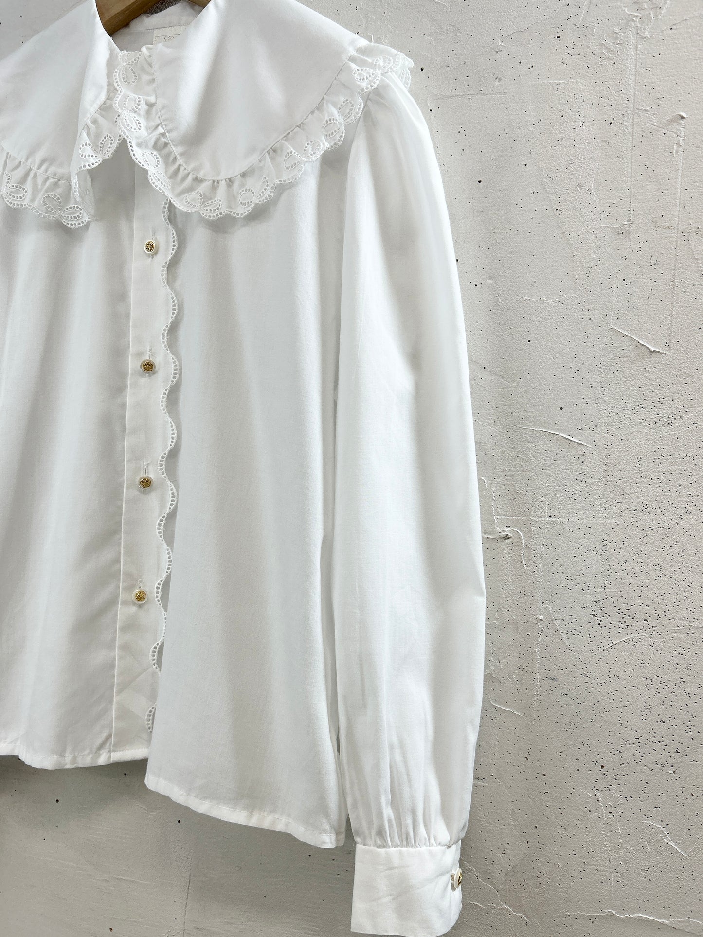 Vintage White Blouse [F32606]