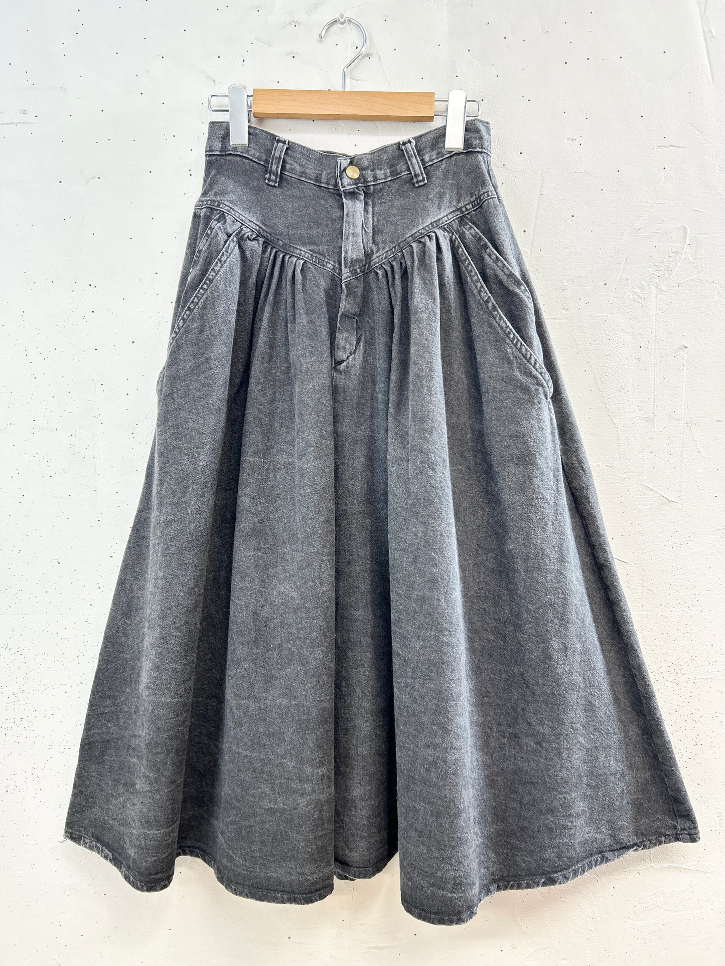 Vintage Black Denim Skirt [L31104]
