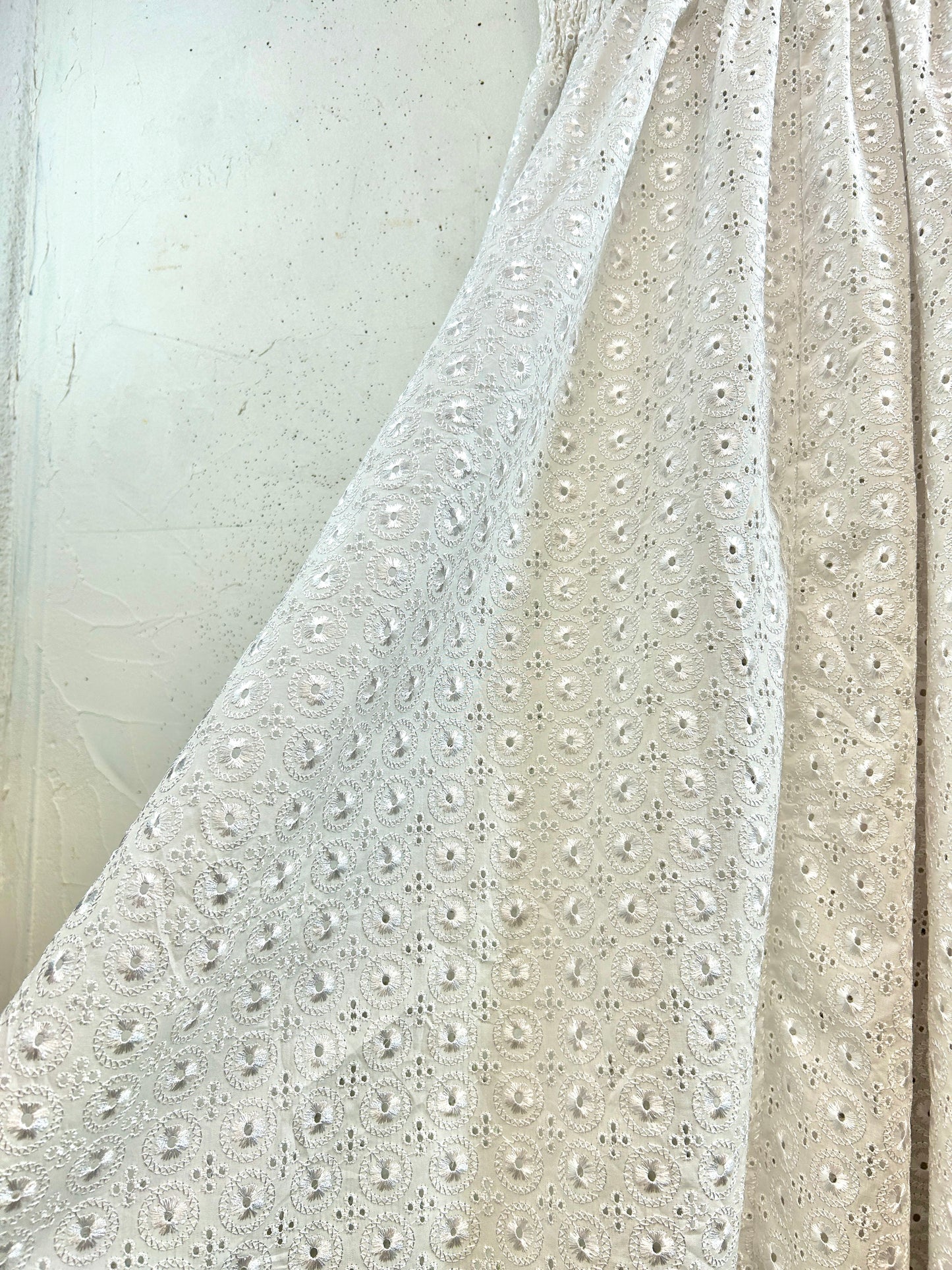 Vintage White Dress [E32507]