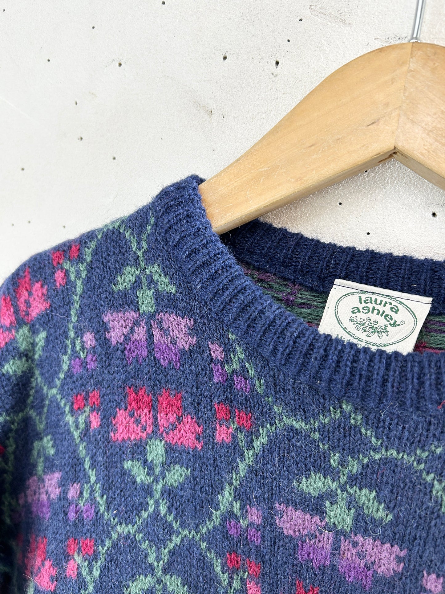 Vintage Knit Sweater 〜Laura Ashley〜 MADE IN Scotland [L30979]