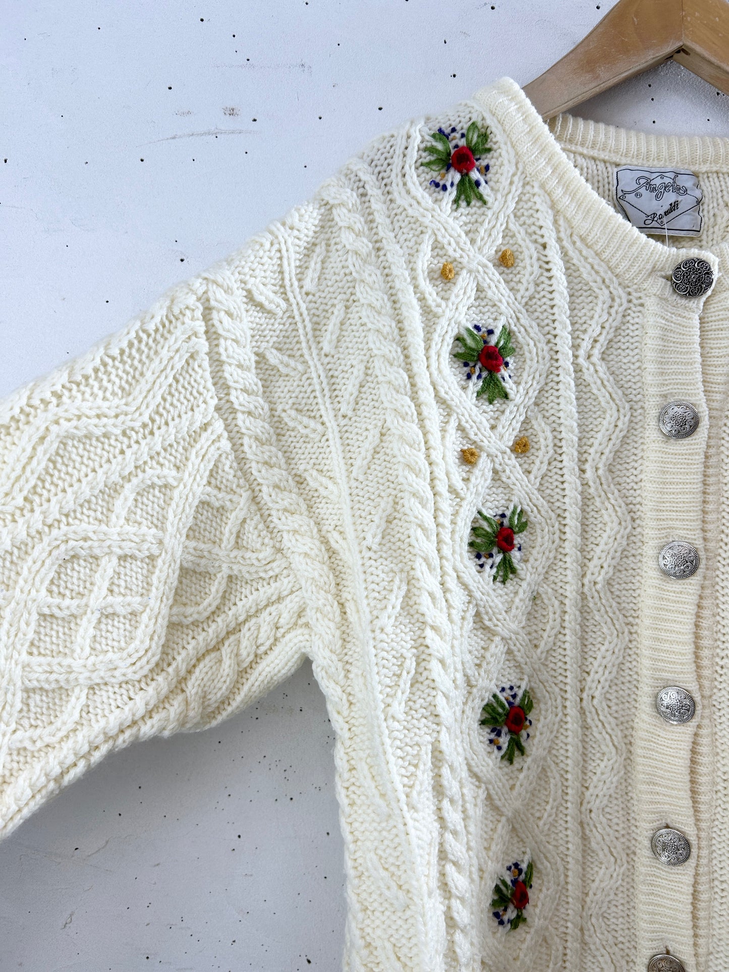 Vintage Knit Cardigan [J30540]