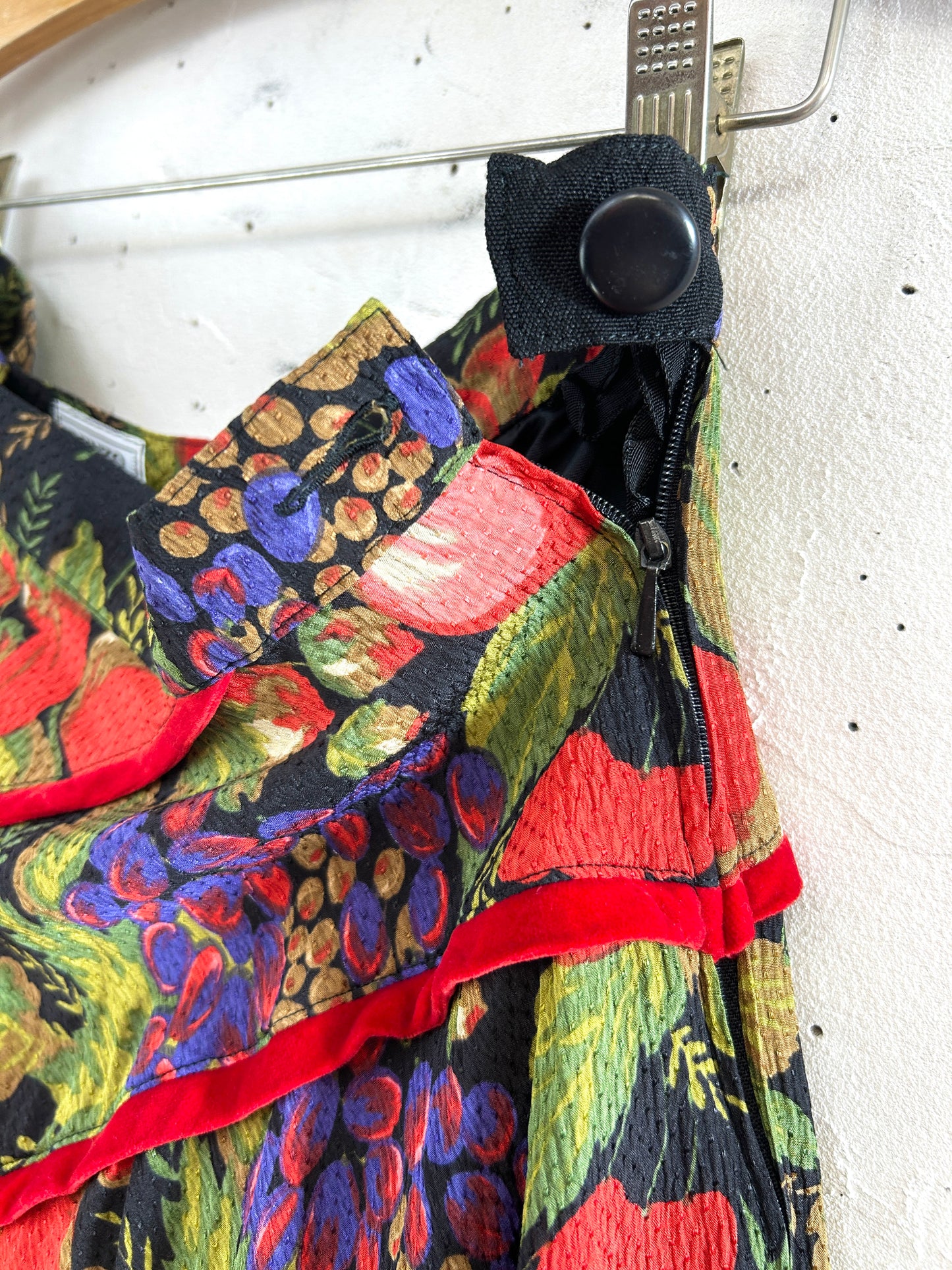 Vintage Tyrol Skirt MADE IN W-GERMANY [F32751]
