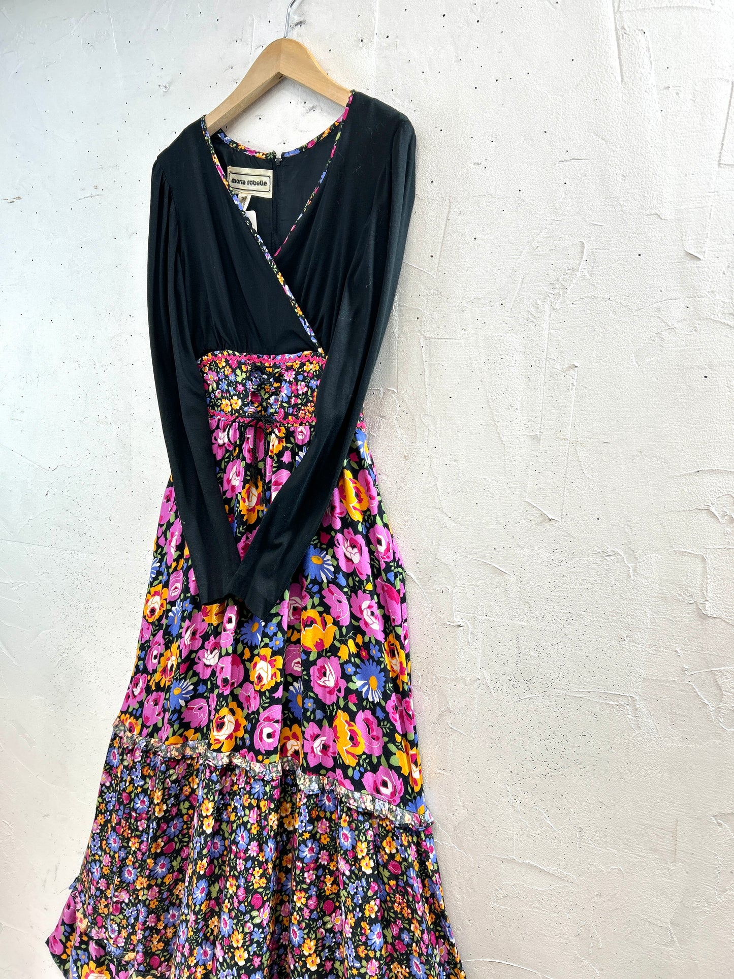 '70s Vintage Dress [A31441]