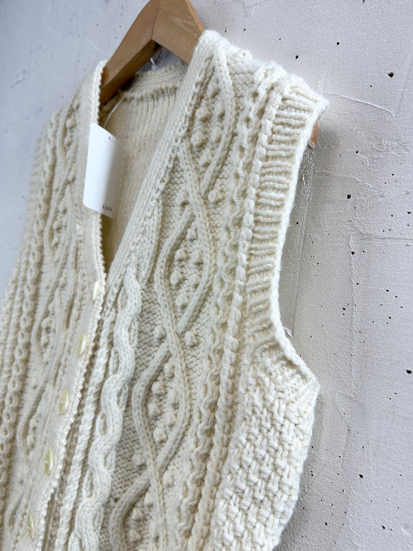 Vintage Knit Vest [B31608]