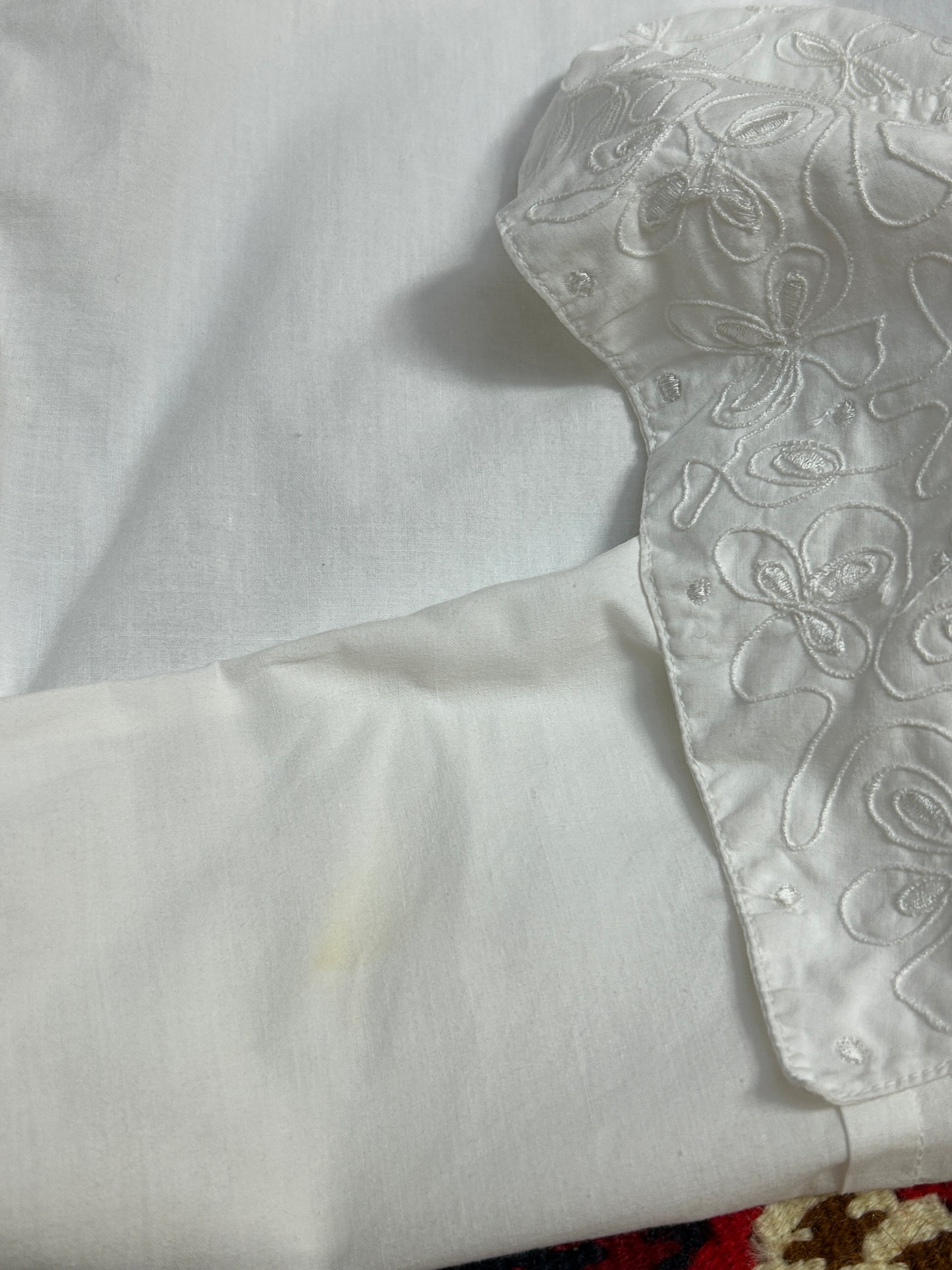 Vintage White Blouse [G32995]