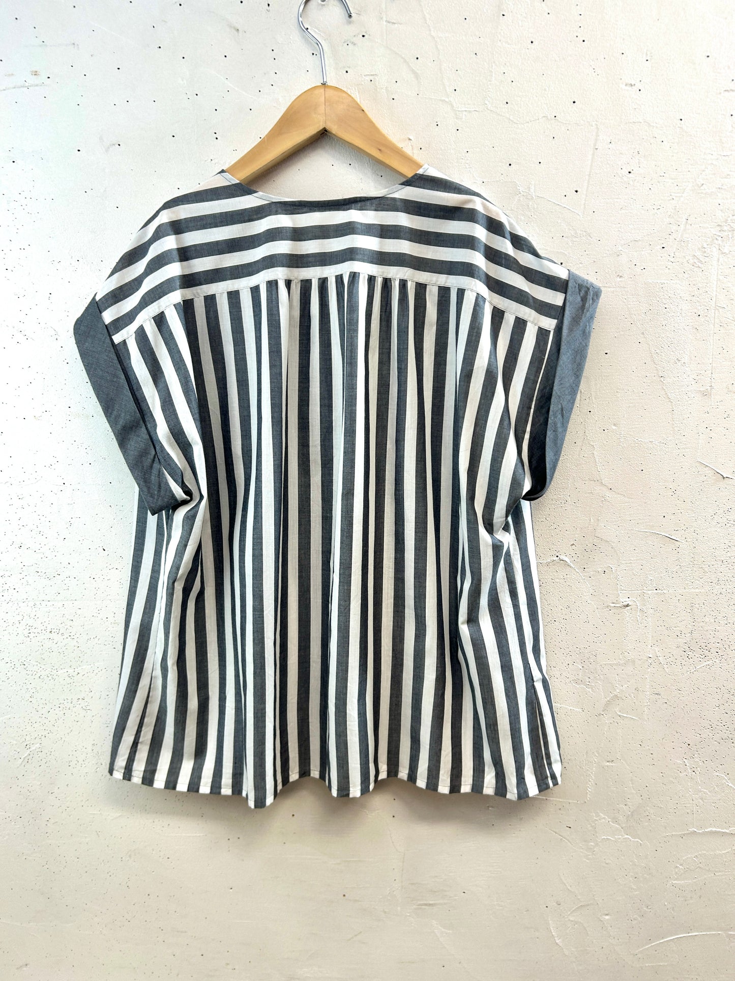 Vintage Tops [D32235]