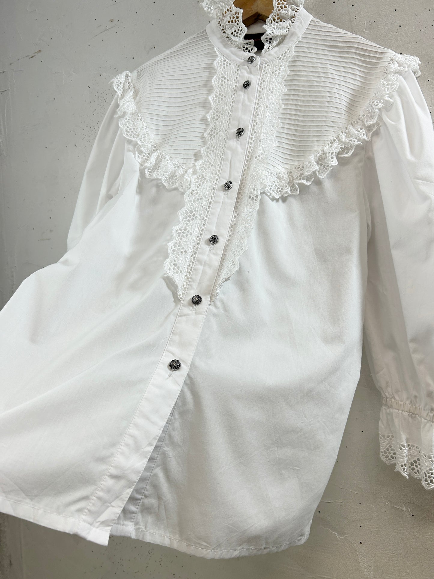 Vintage Tyrol Blouse [G32990]