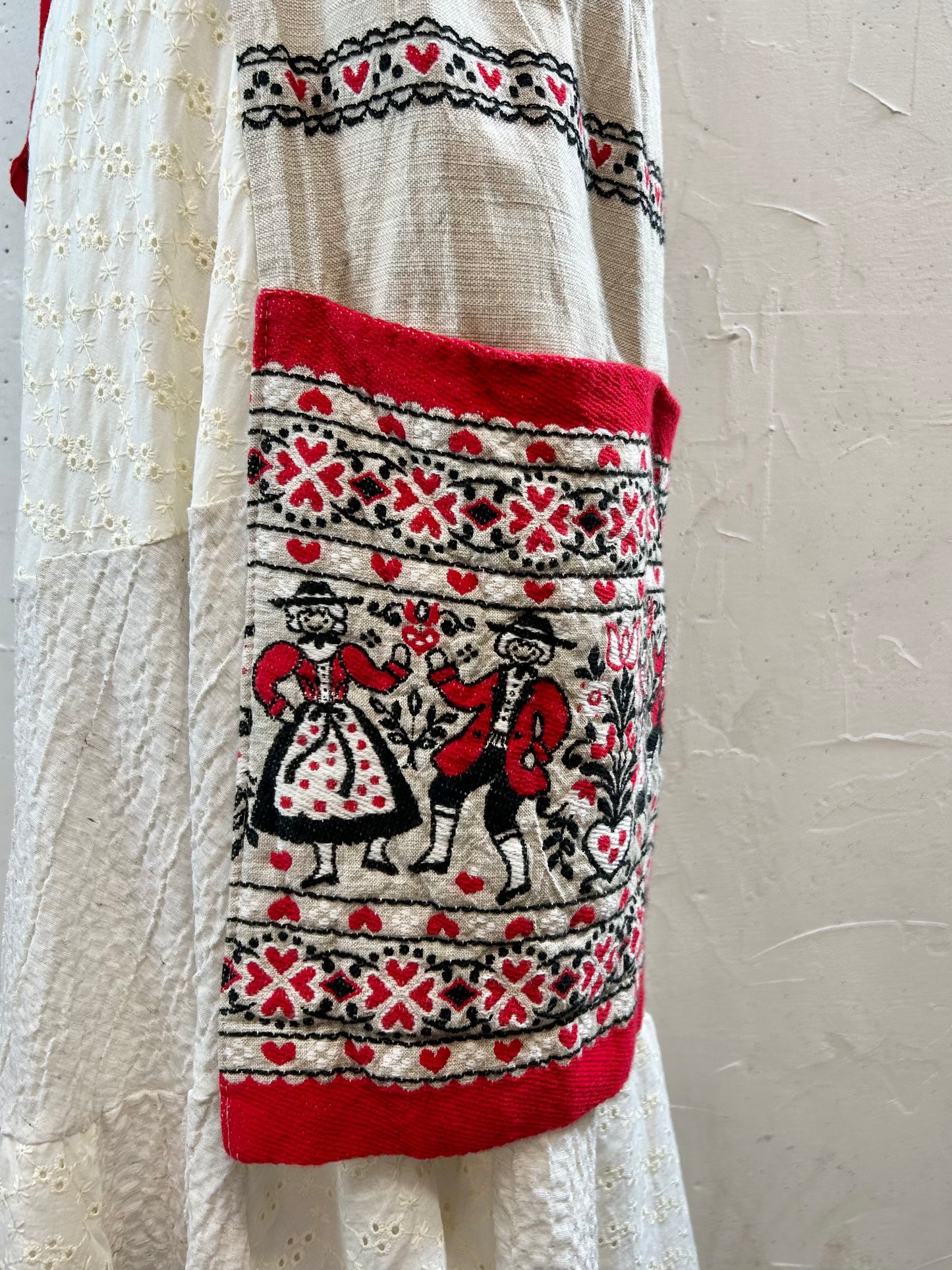Vintage Tyrol Apron MADE IN AUSTRIA [G30713]