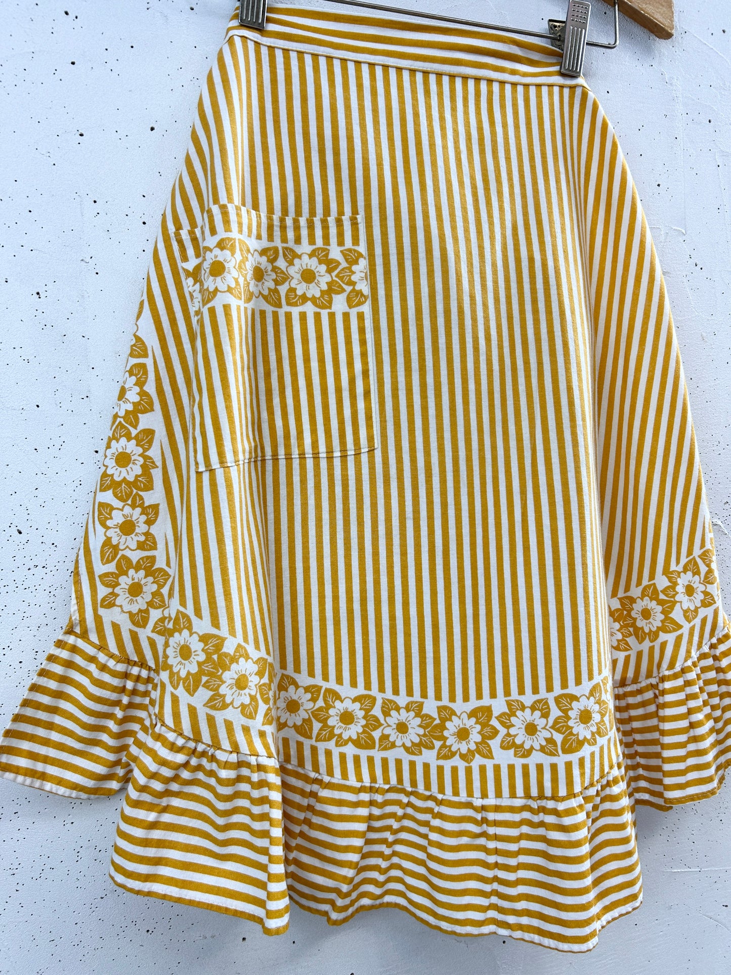 Vintage Apron [H33547]