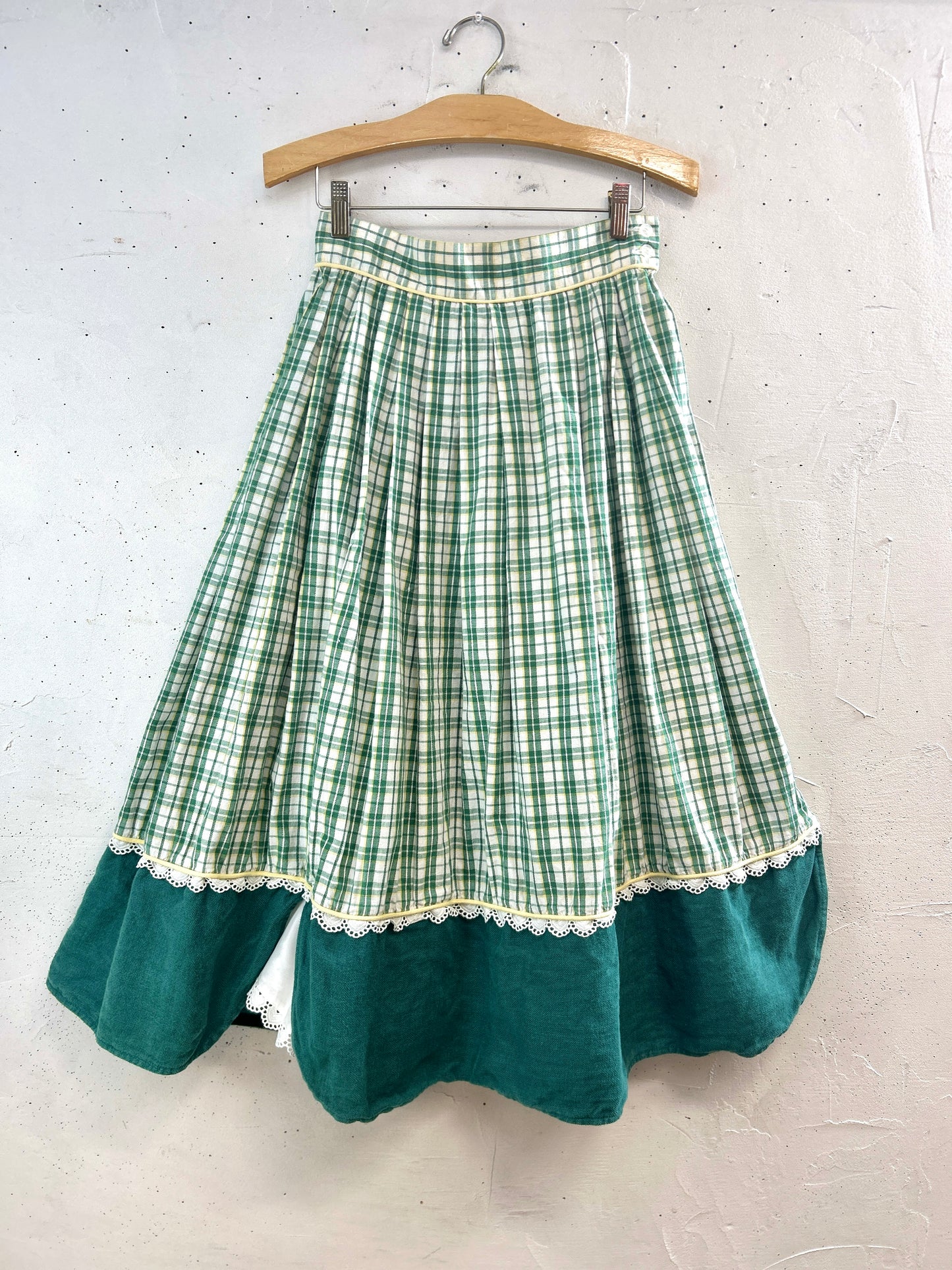 Vintage Tyrol Skirt [L31180]