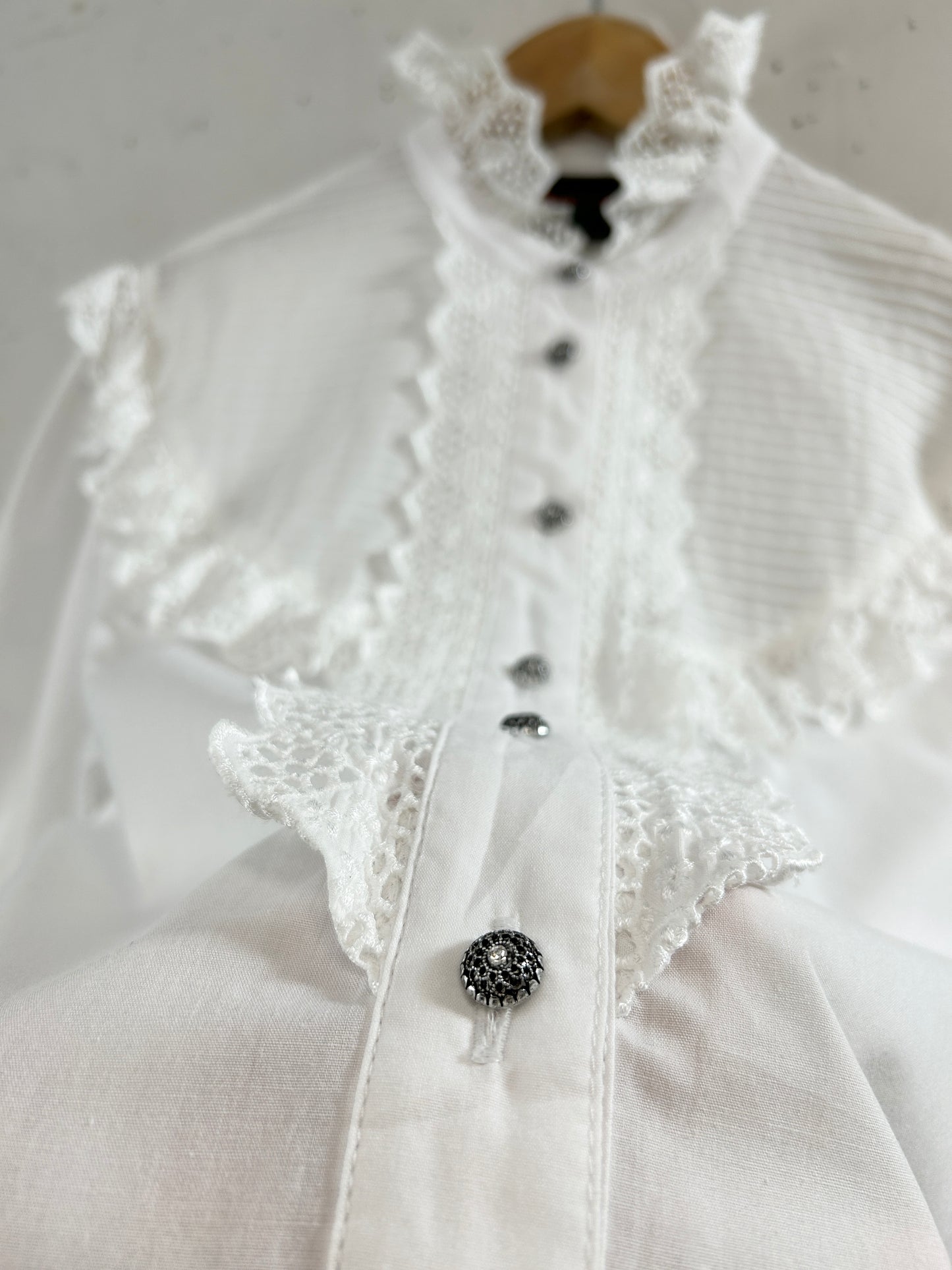 Vintage Tyrol Blouse [G32990]