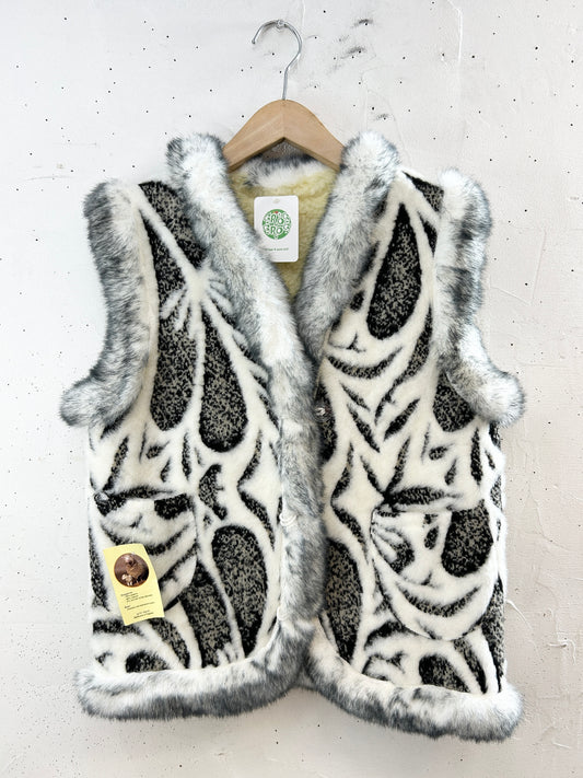 Vintage Eco Fur Vest 〜Dead Stock〜 [J30548]