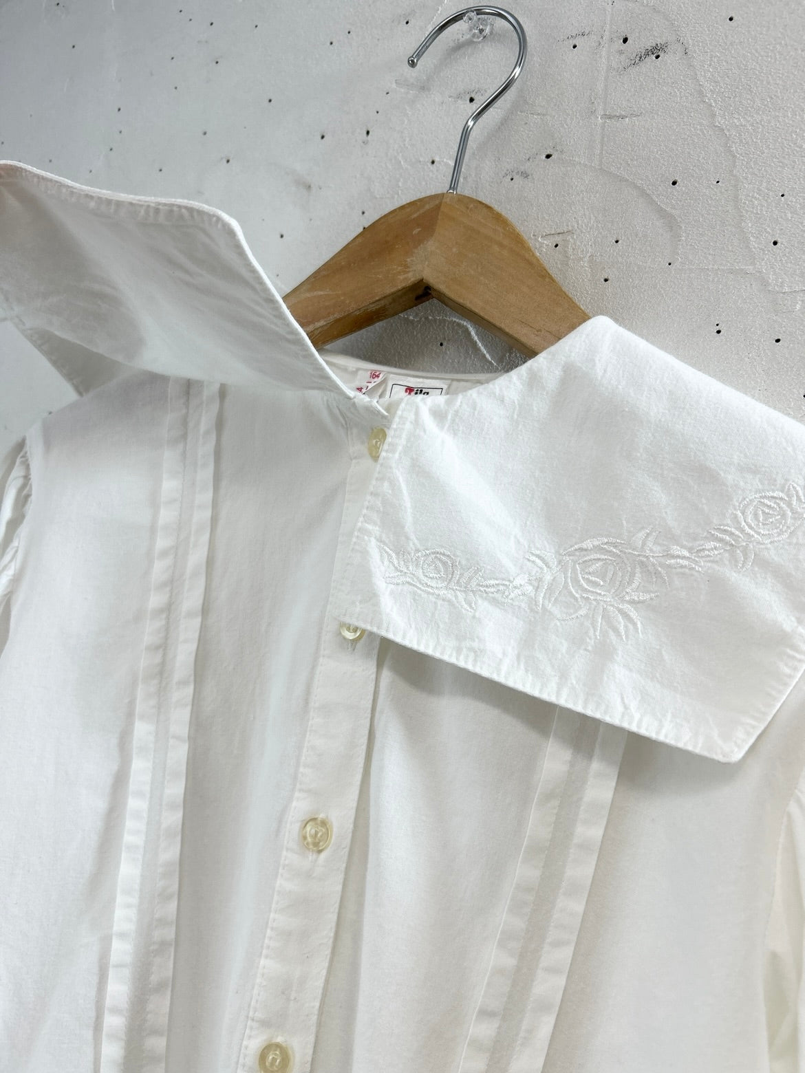 Vintage White Blouse [E32318]