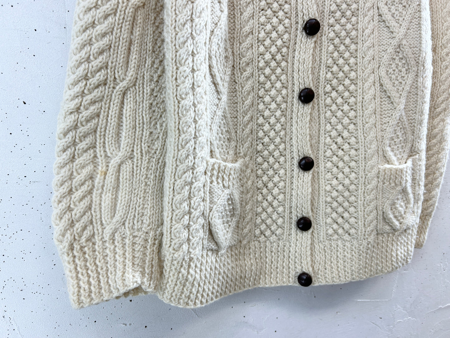 Vintage Knit Cardigan [J30466]