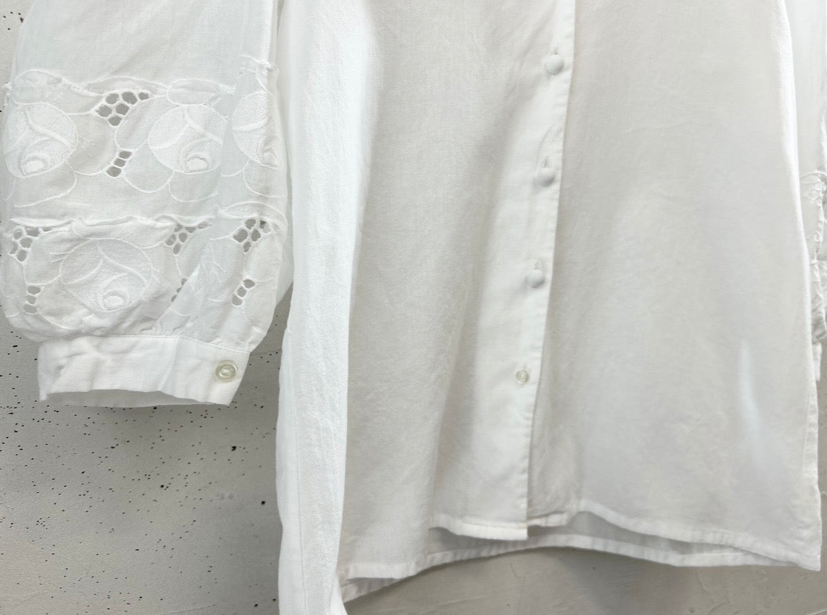 Vintage White Blouse [D32076]