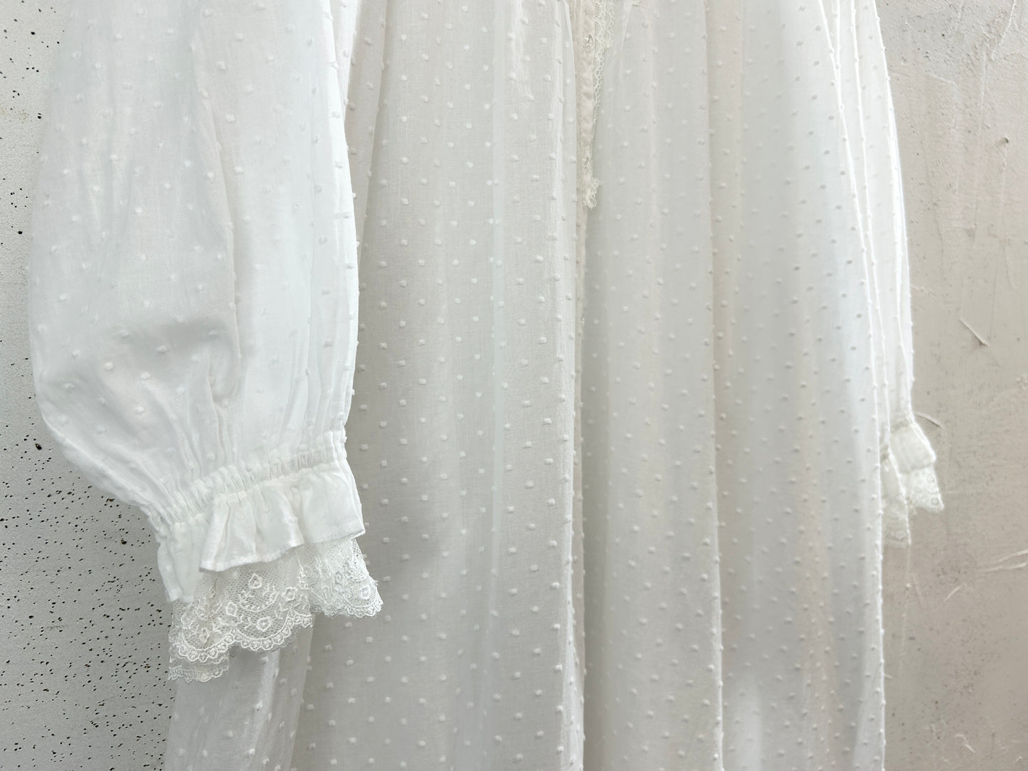 Vintage White Dress [I33685]
