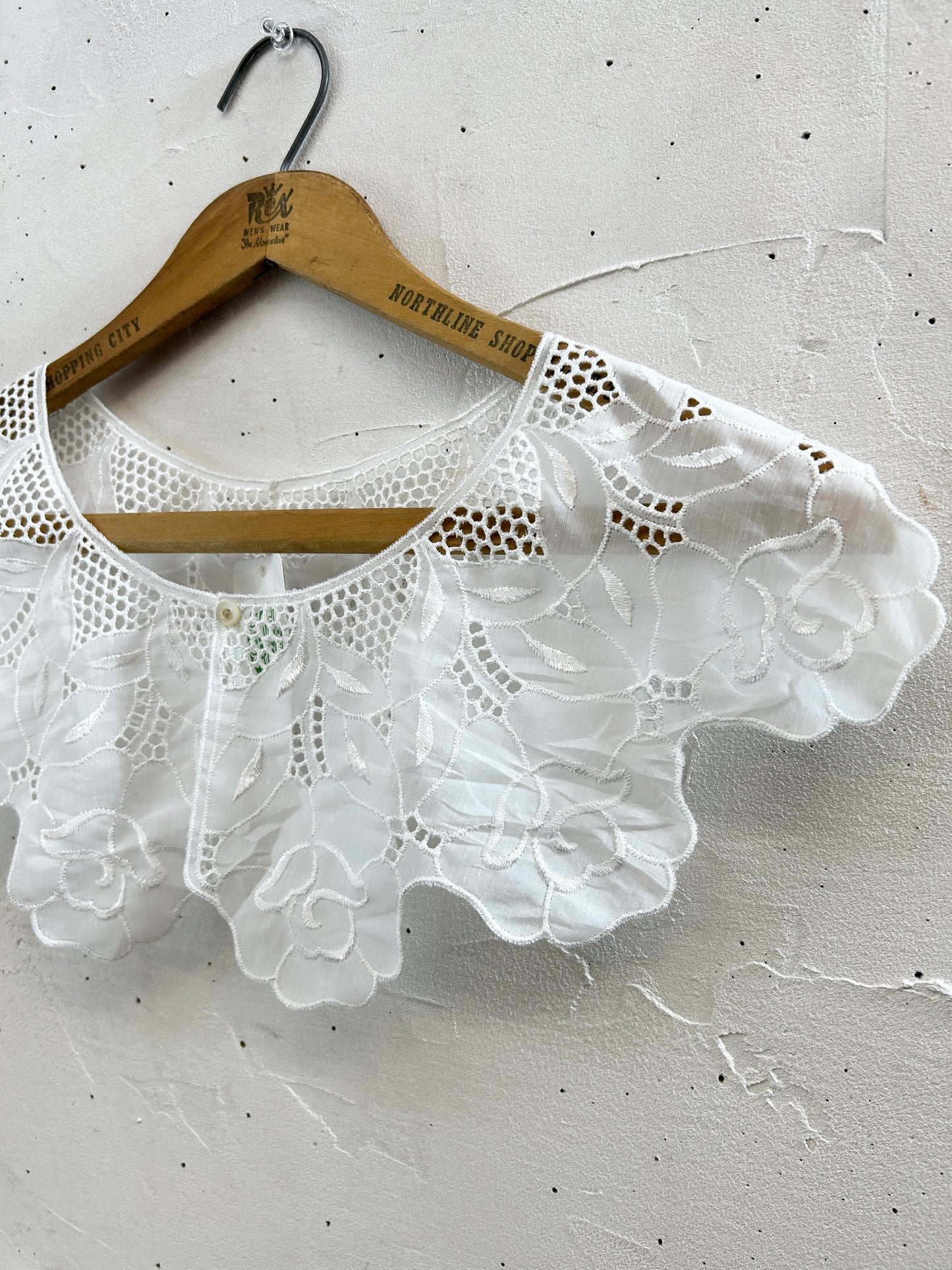 Vintage Lace Collar [J30461]