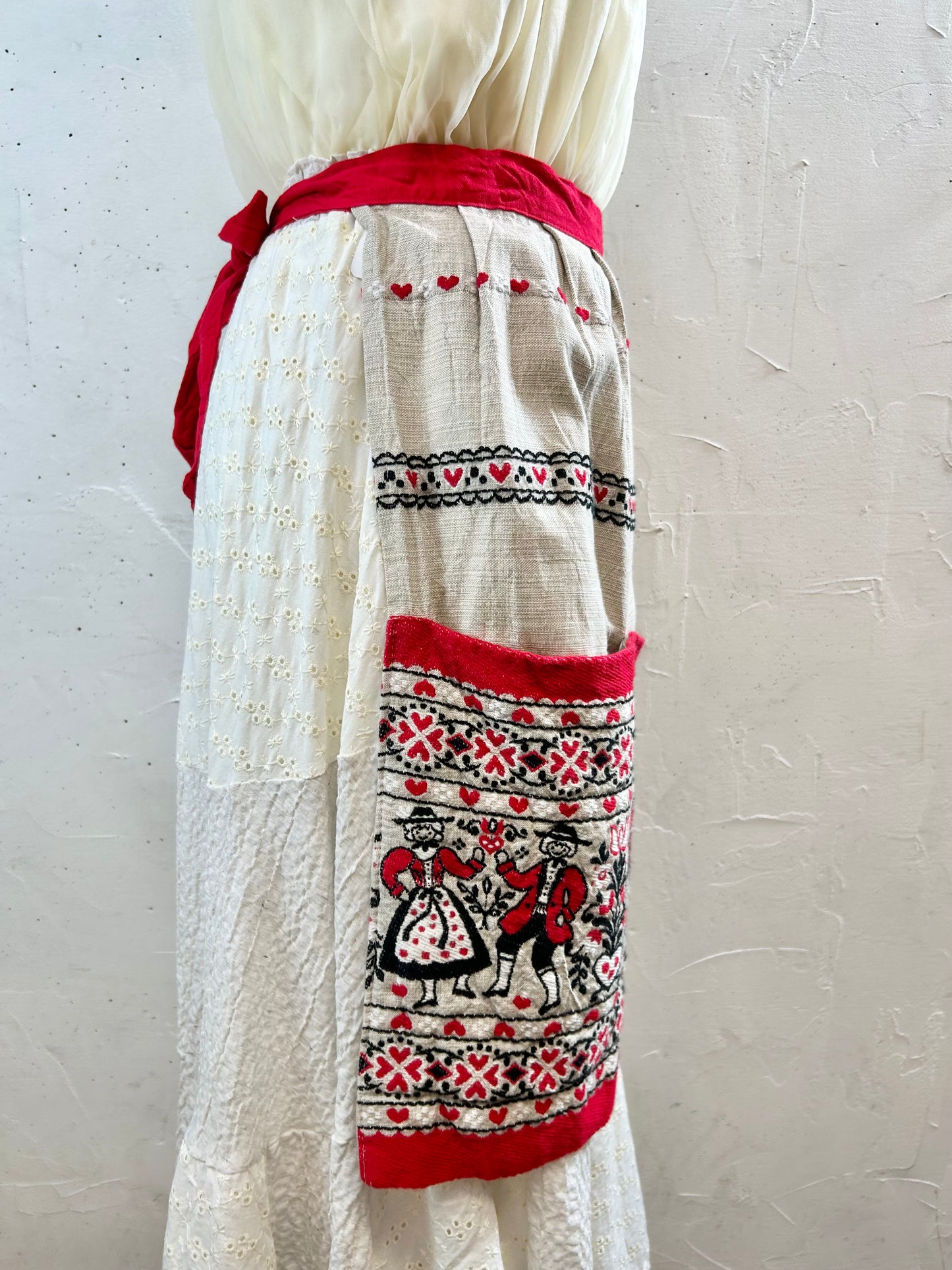 Vintage Tyrol Apron MADE IN AUSTRIA [G30713]