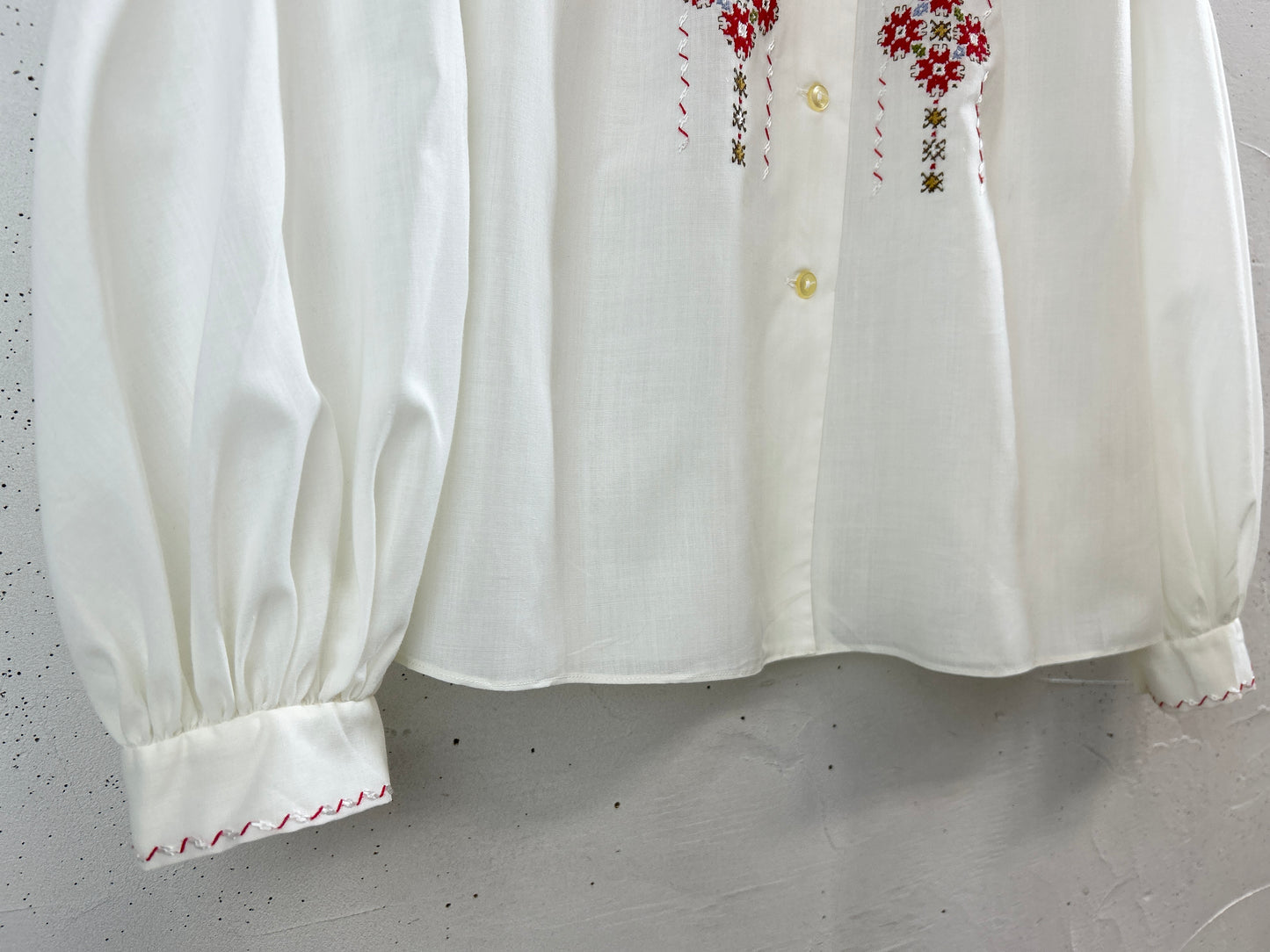 Vintage Embroidery Blouse [F32616]