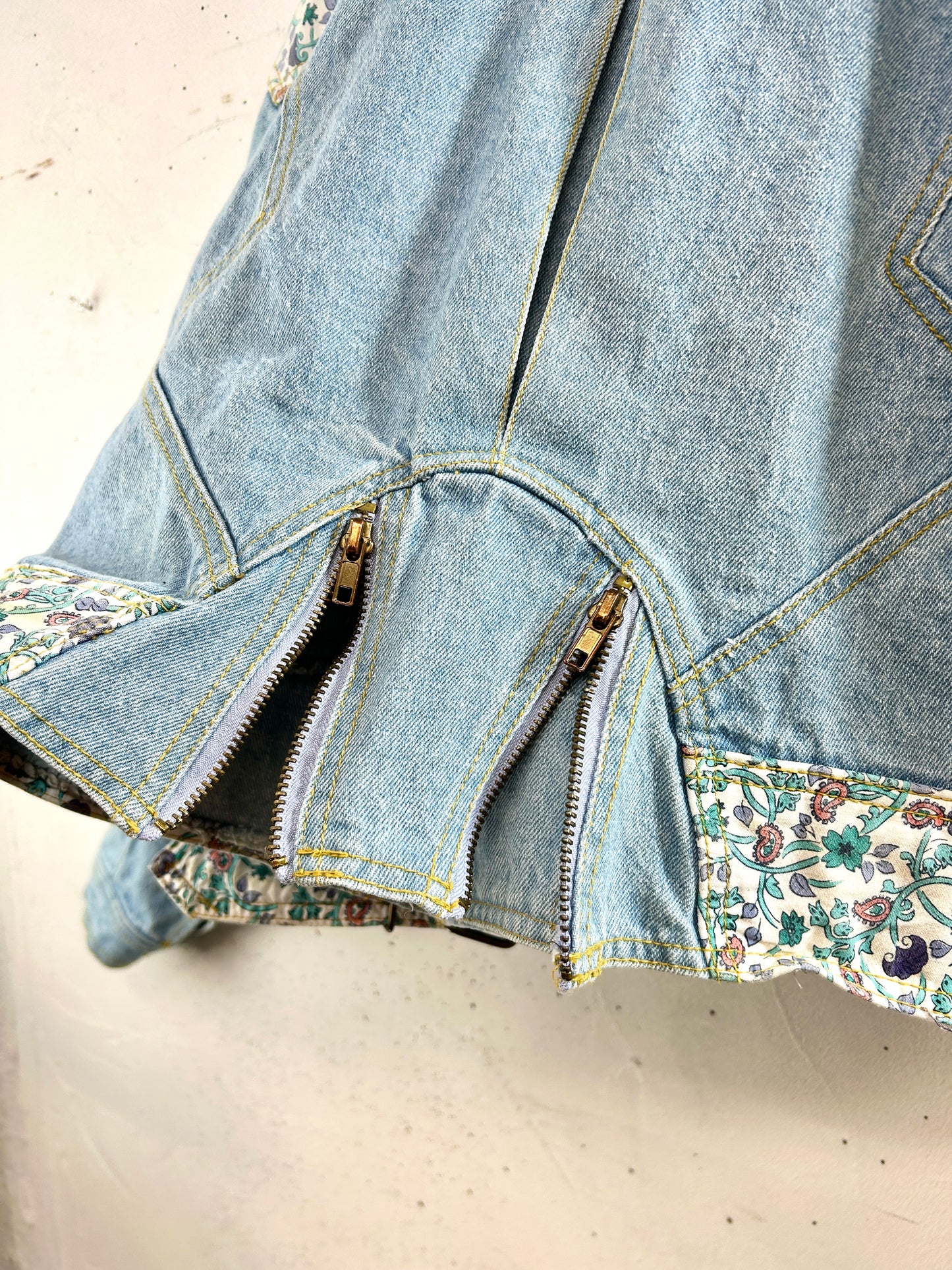 Vintage Denim Jacket [B31569]