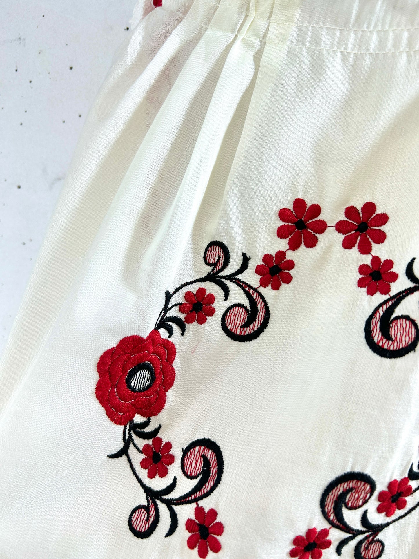 Vintage Embroidery Apron [F32914]