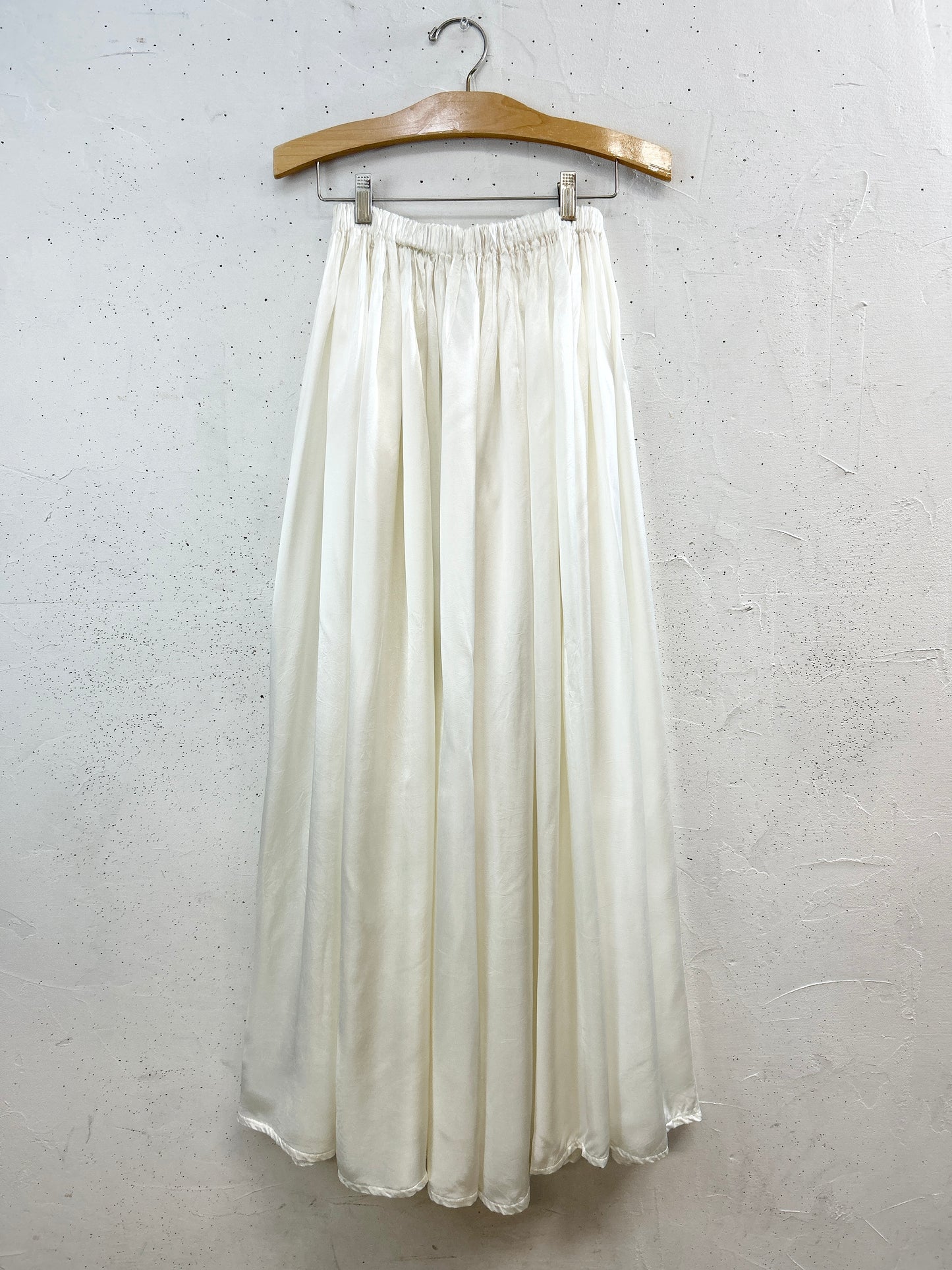 Vintage White Skirt [F32572]
