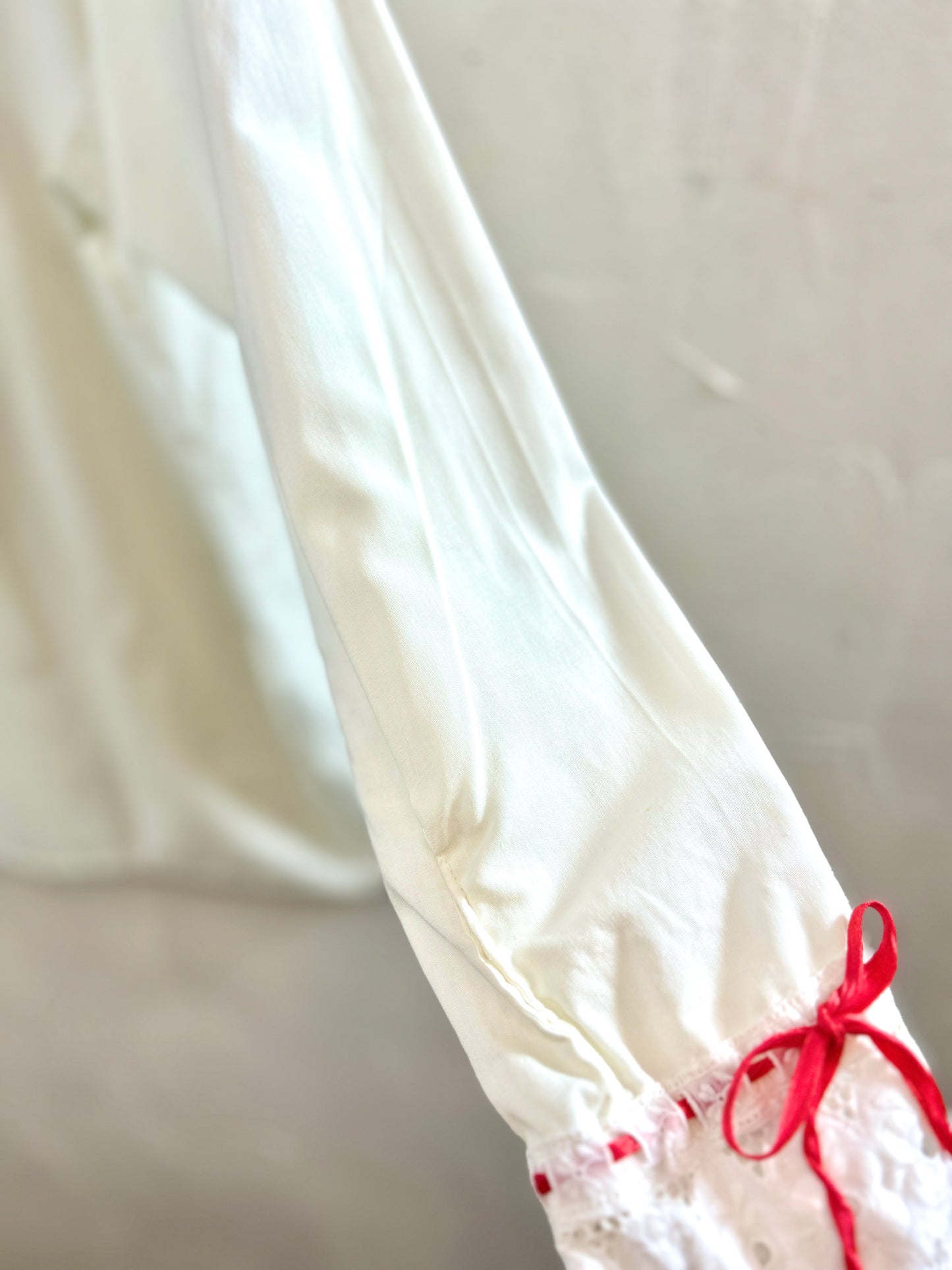 Vintage White Blouse  [K30846]