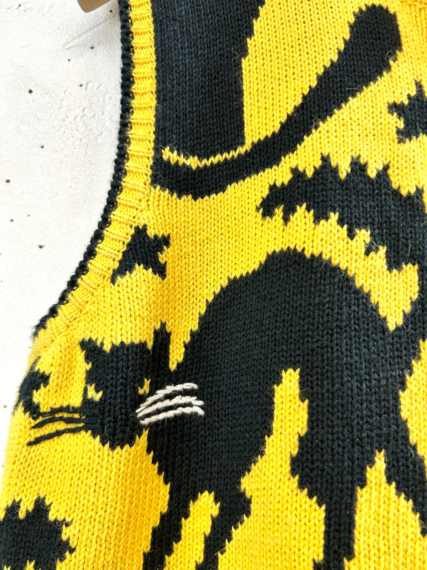 Vintage Cat Vest [A31286]