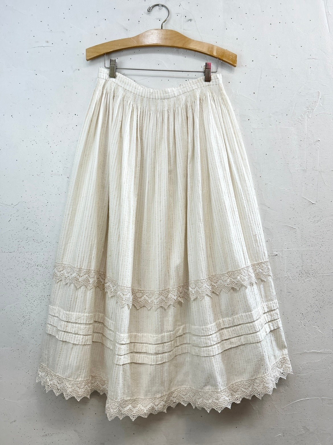 Vintage Tyrol Skirt [D32025]