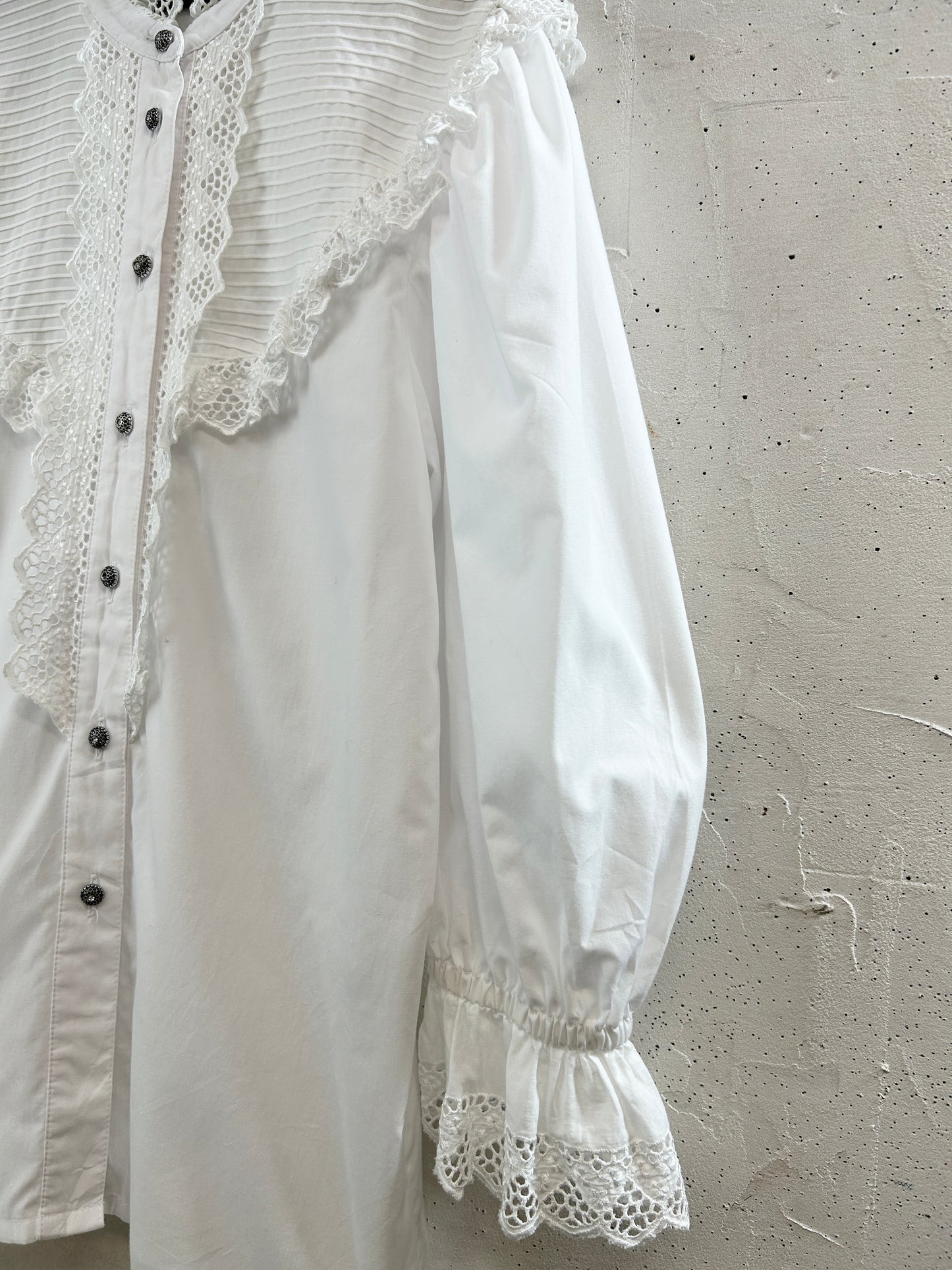 Vintage Tyrol Blouse [G32990]