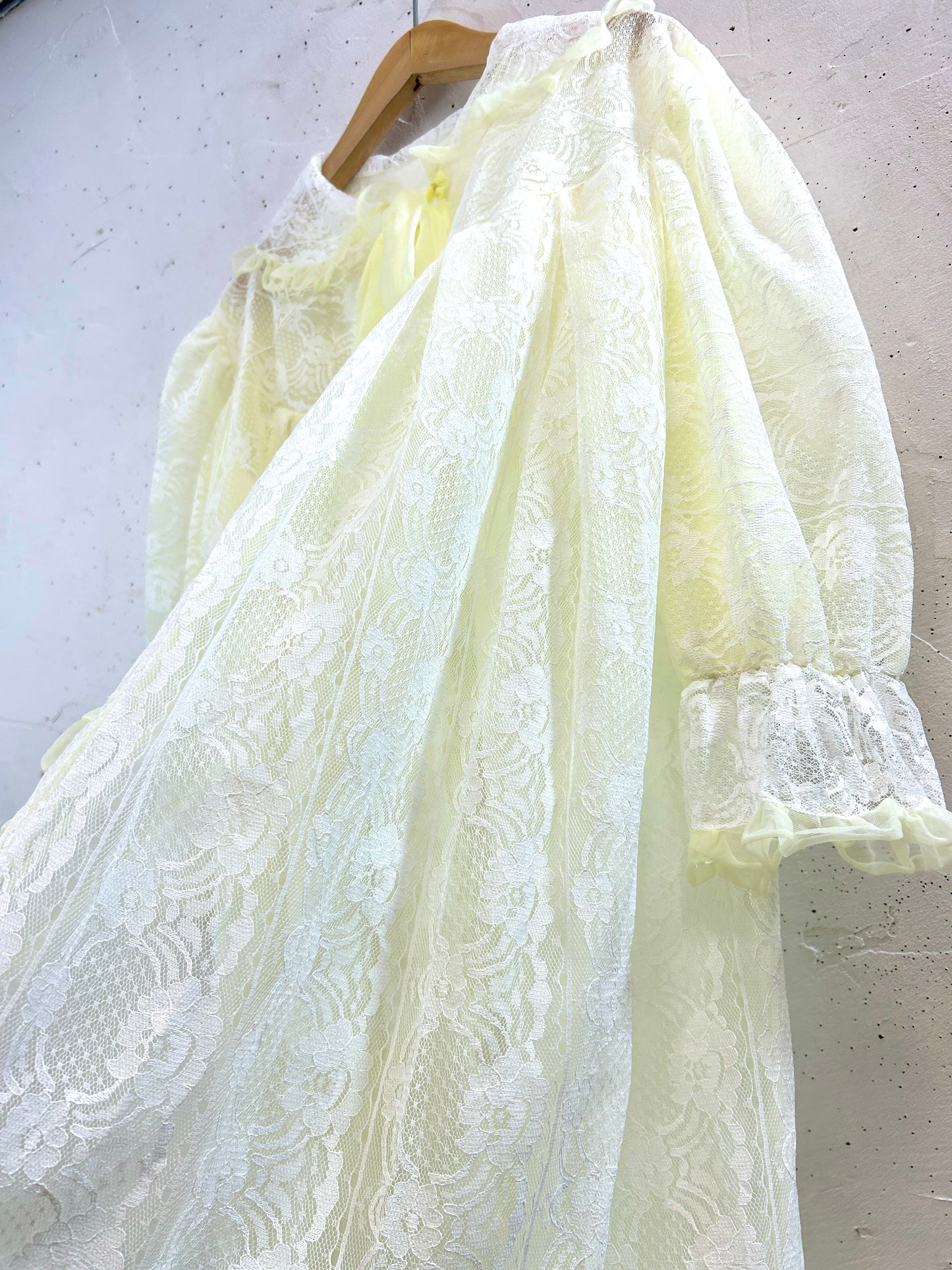 Vintage Lingerie Lace Gown [B31671]