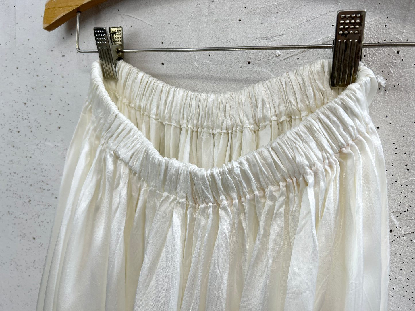 Vintage White Skirt [F32572]
