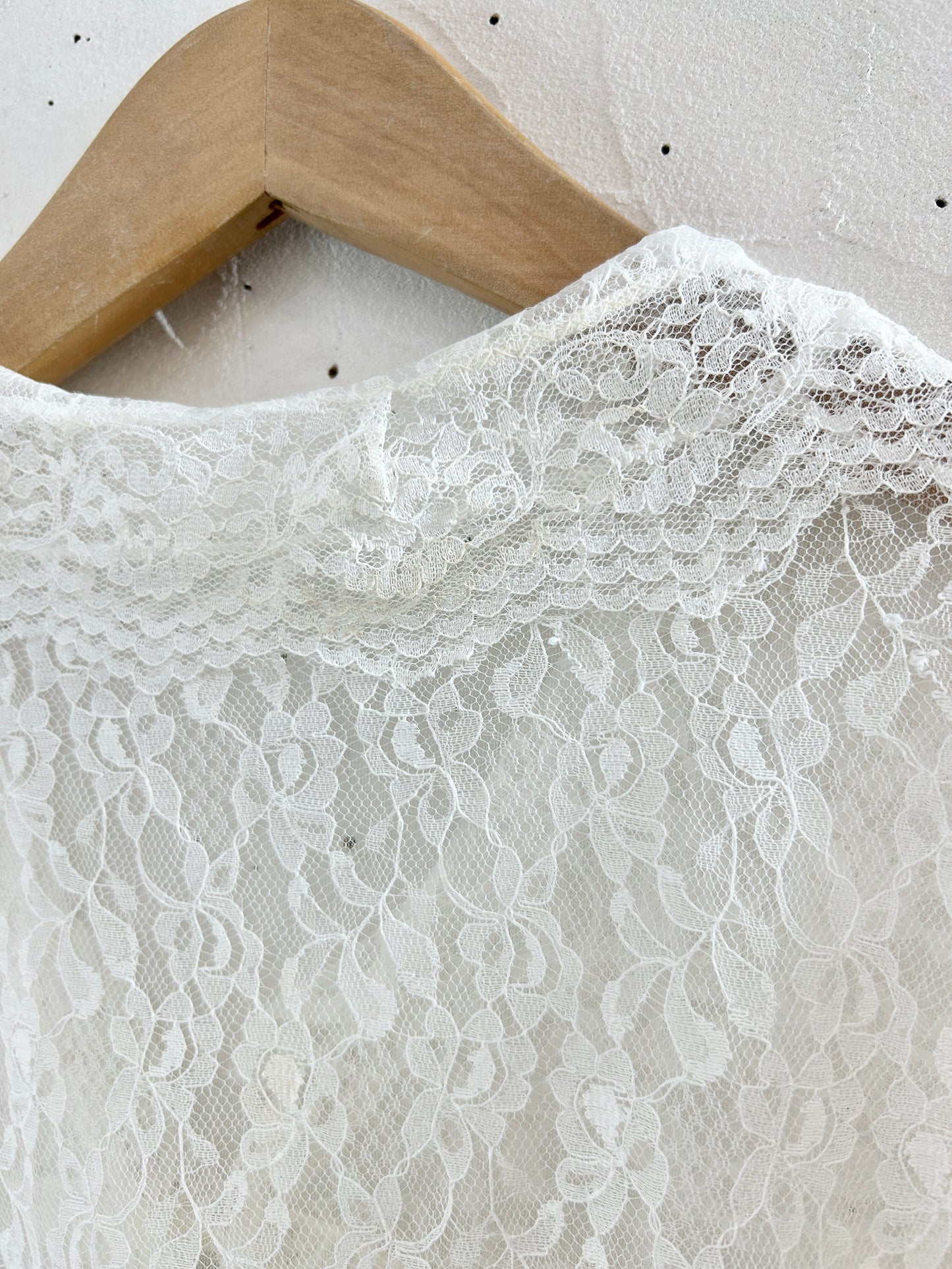 Vintage Gown [H30767]