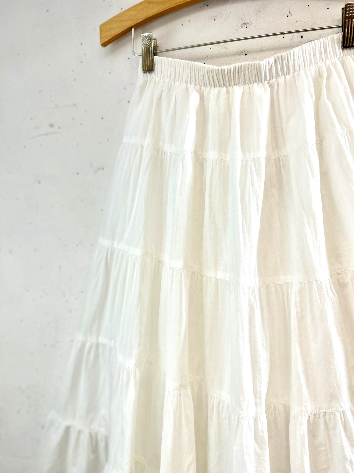 Vintage White Skirt [B31683]