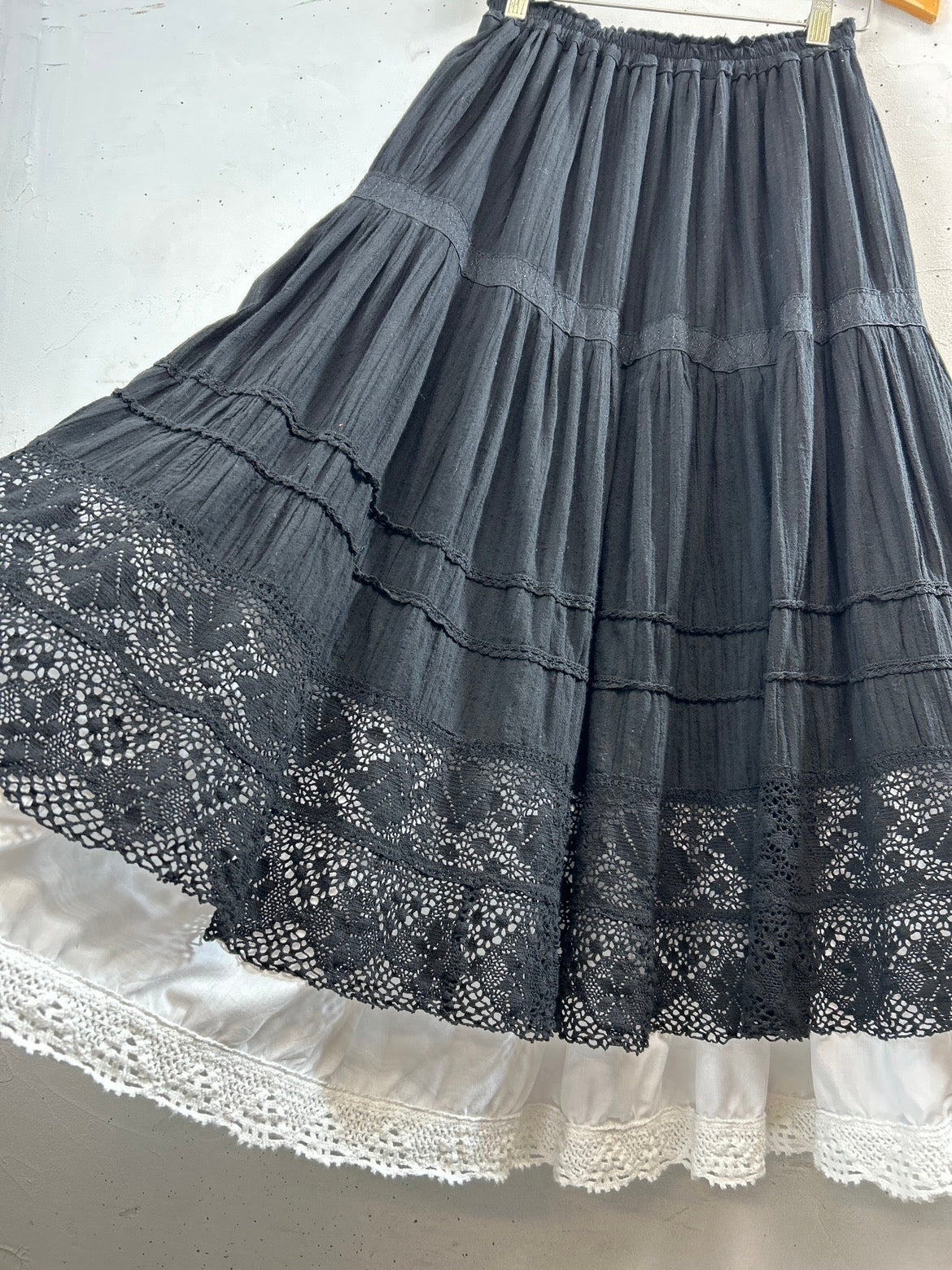 Vintage Skirt 〜Funny dot CRAZY〜 [D32046]