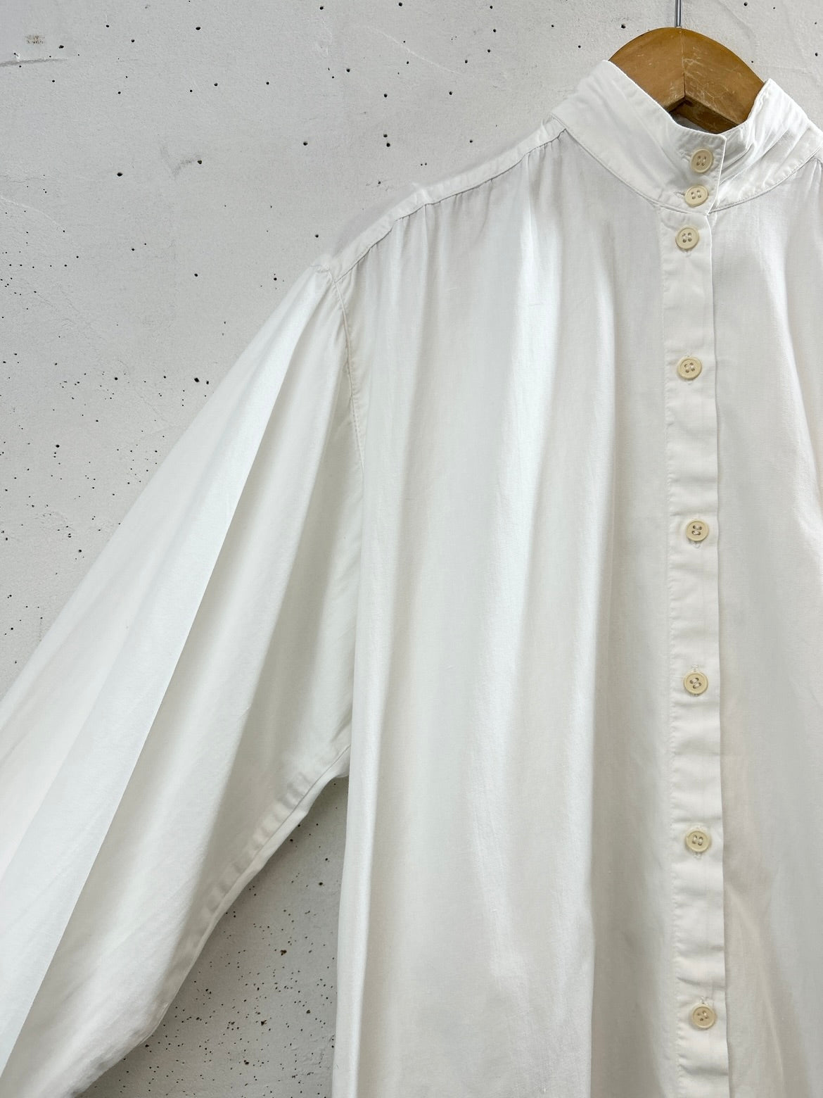 Vintage White Shirt [E32292]