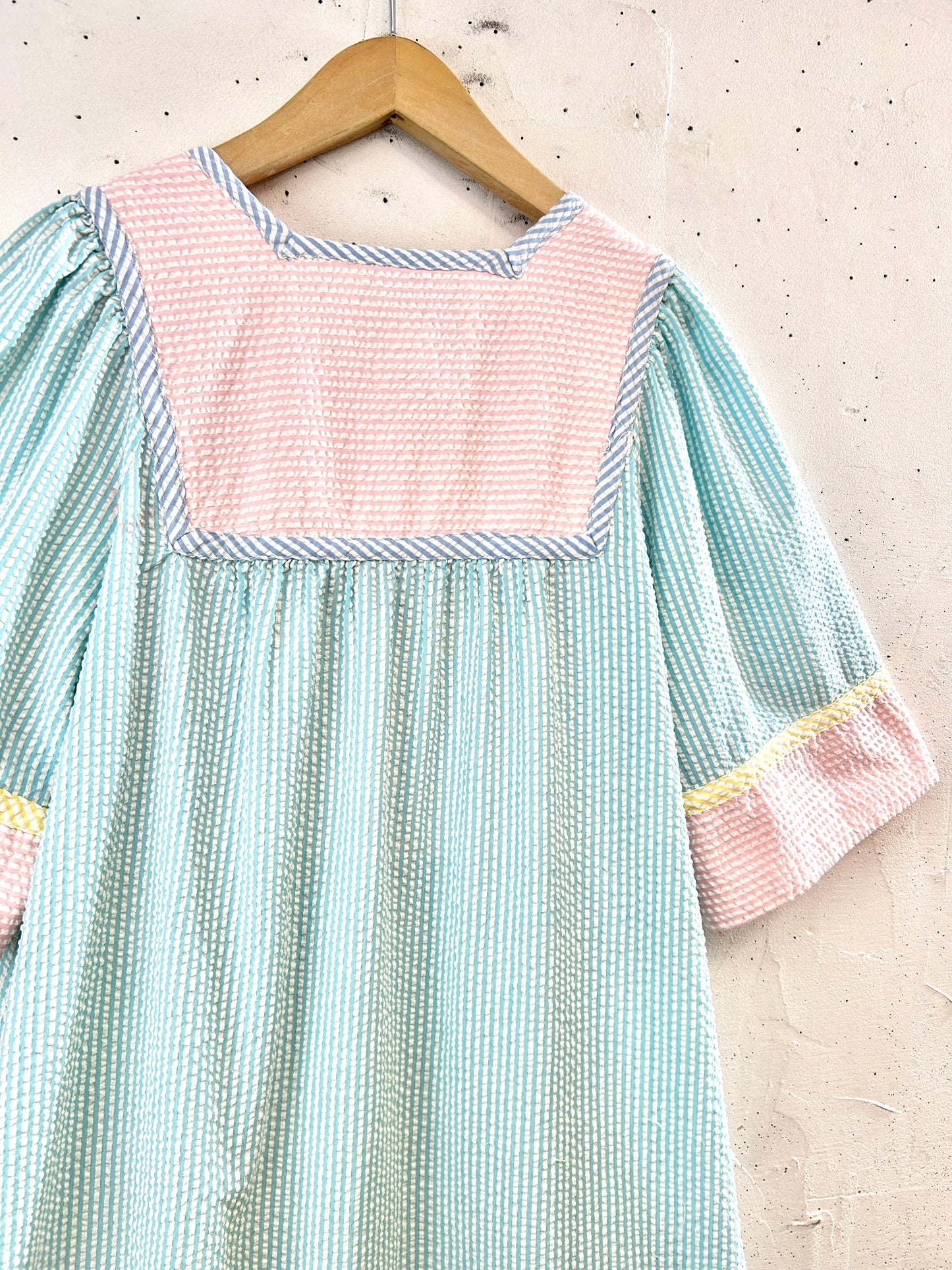 '70s Vintage Dress [E32393]