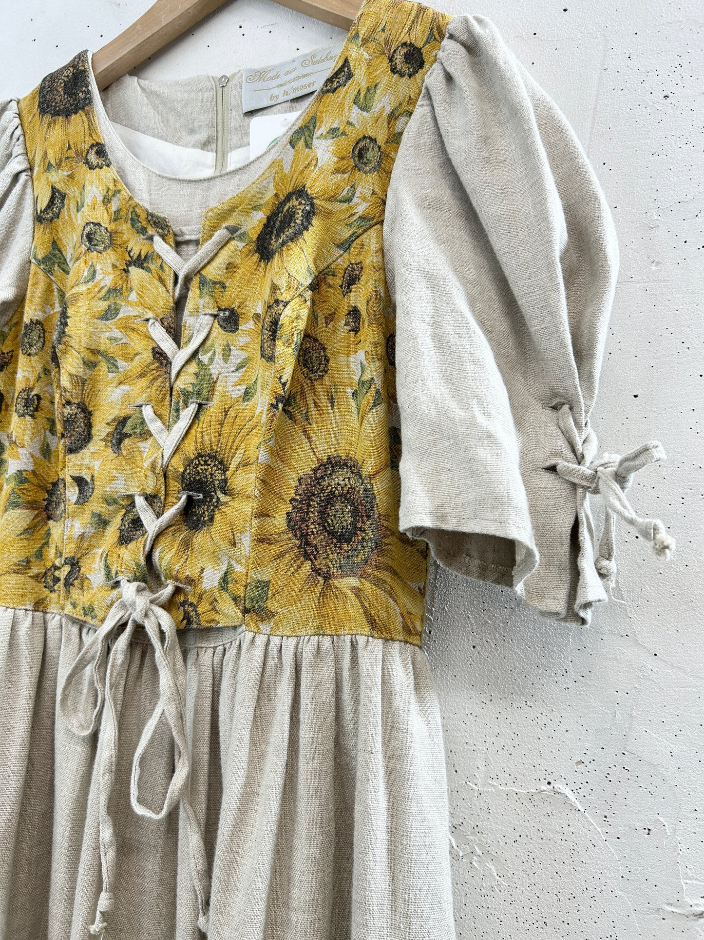 Vintage Tyrol Dress [G33261]
