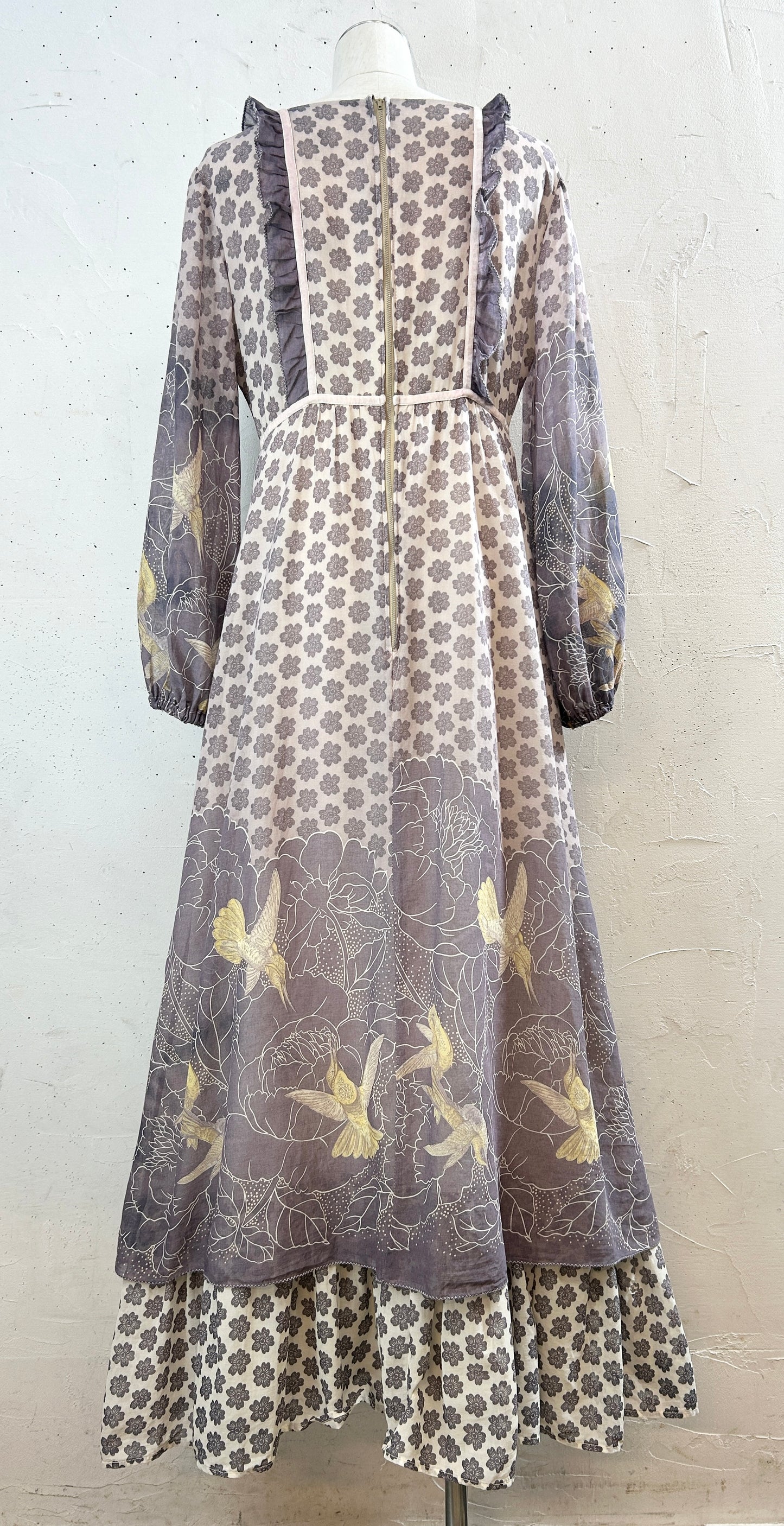'70s Vintage Dress [J30641]
