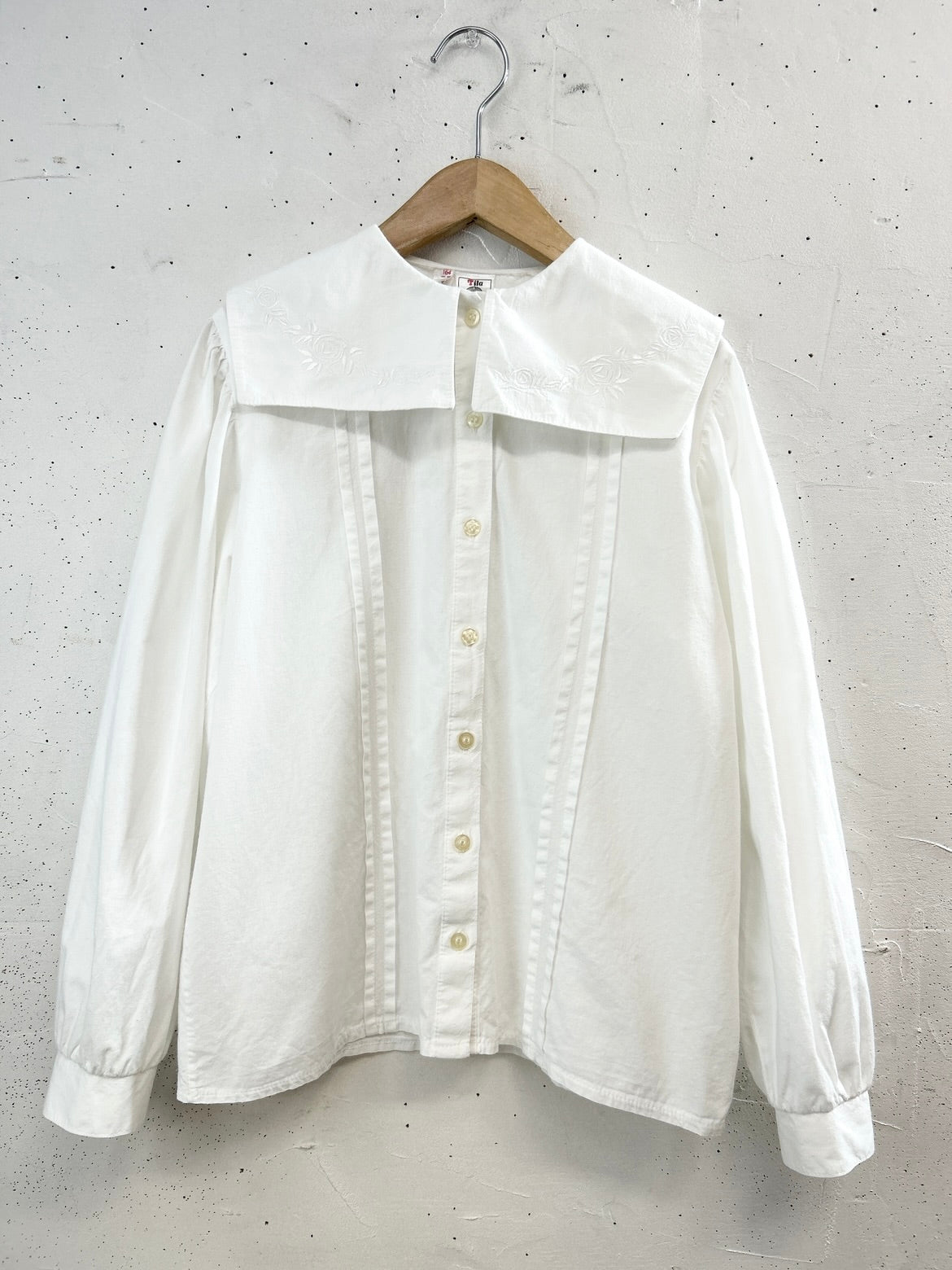 Vintage White Blouse [E32318]