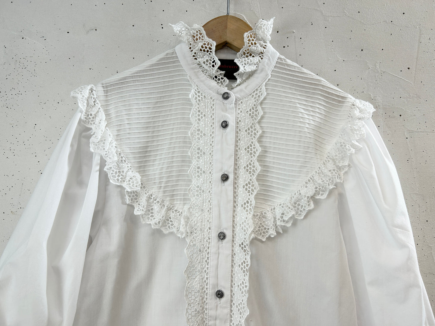 Vintage Tyrol Blouse [G32990]