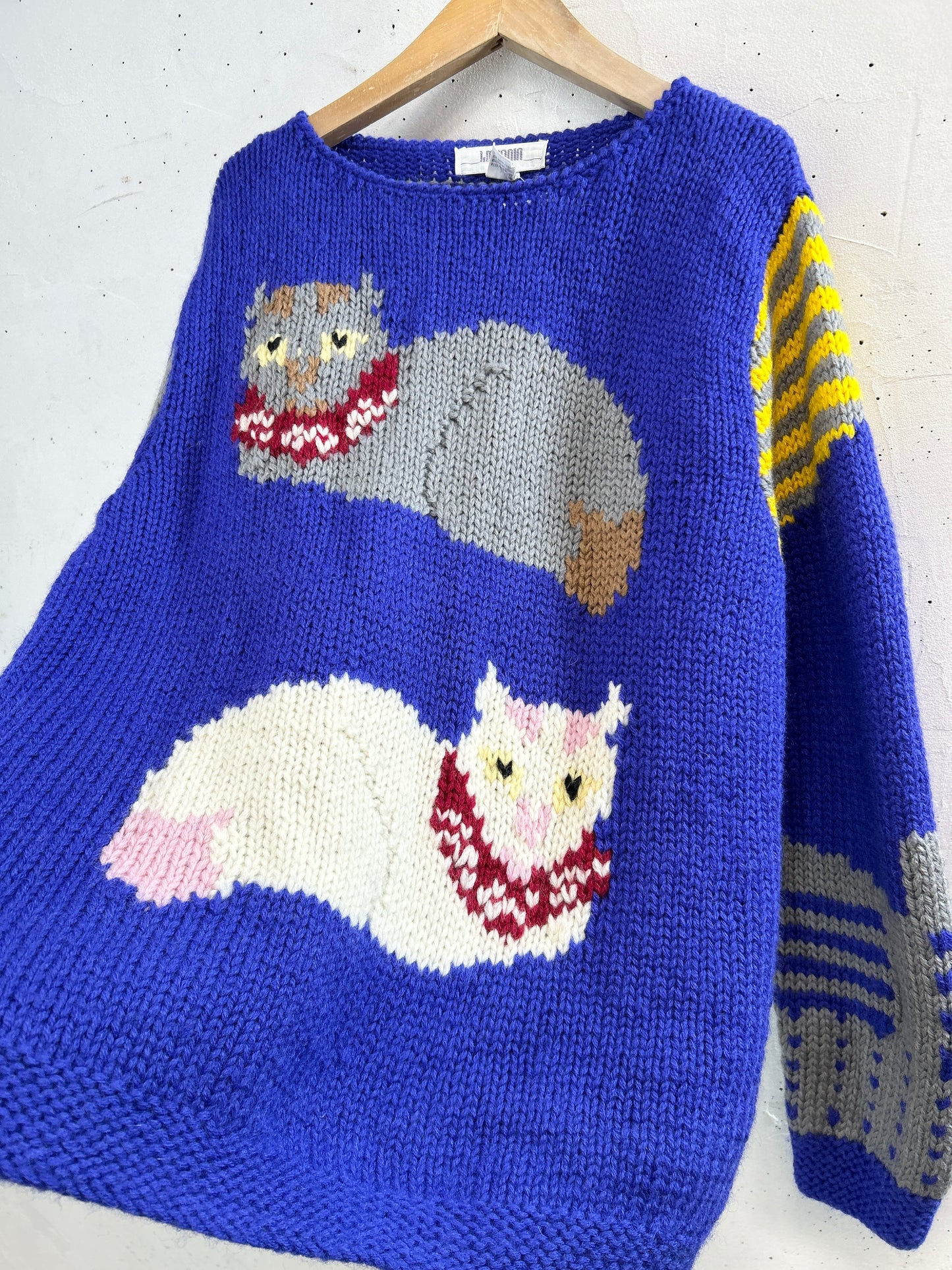 Vintage Hand Knit Sweater [A31326]