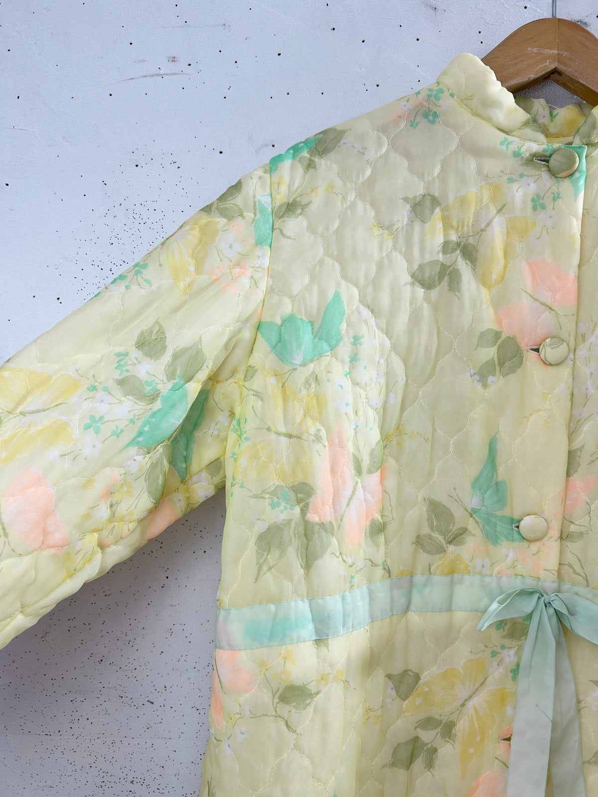 Vintage Quilting Gown Flower & Butterfly [J34080]
