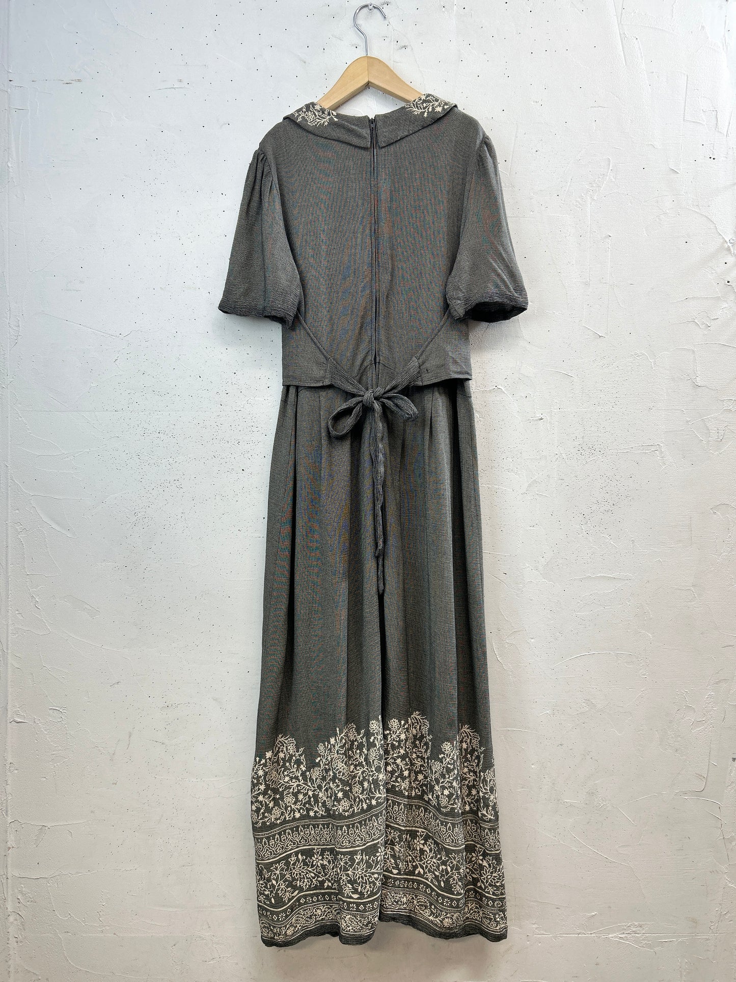 Vintage Dress [E32518]