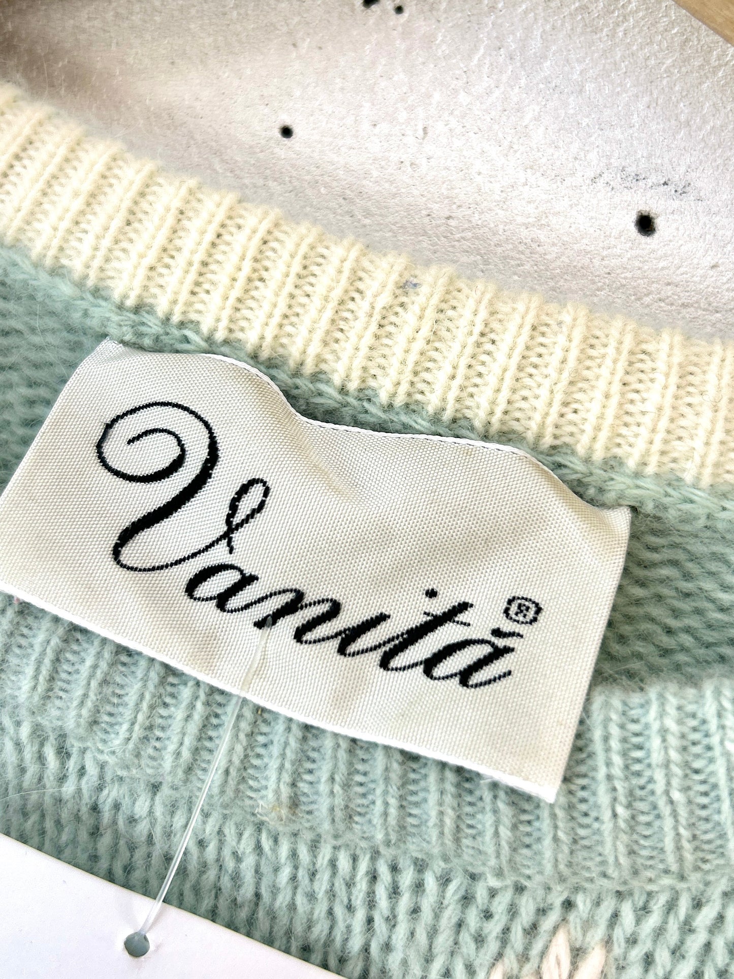 Vintage Knit Sweater MADE IN ITALY [J30620]