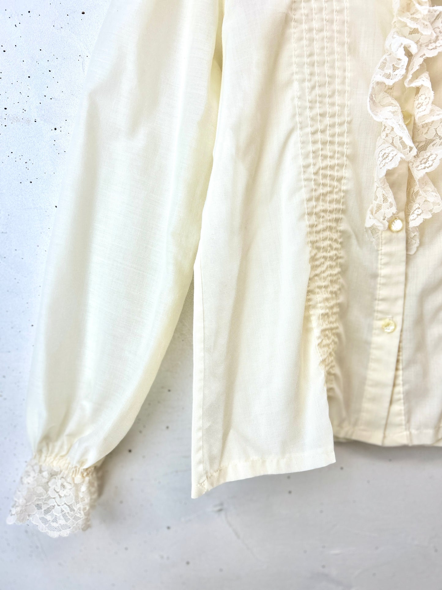 Vintage White Blouse MADE IN USA [I30183]