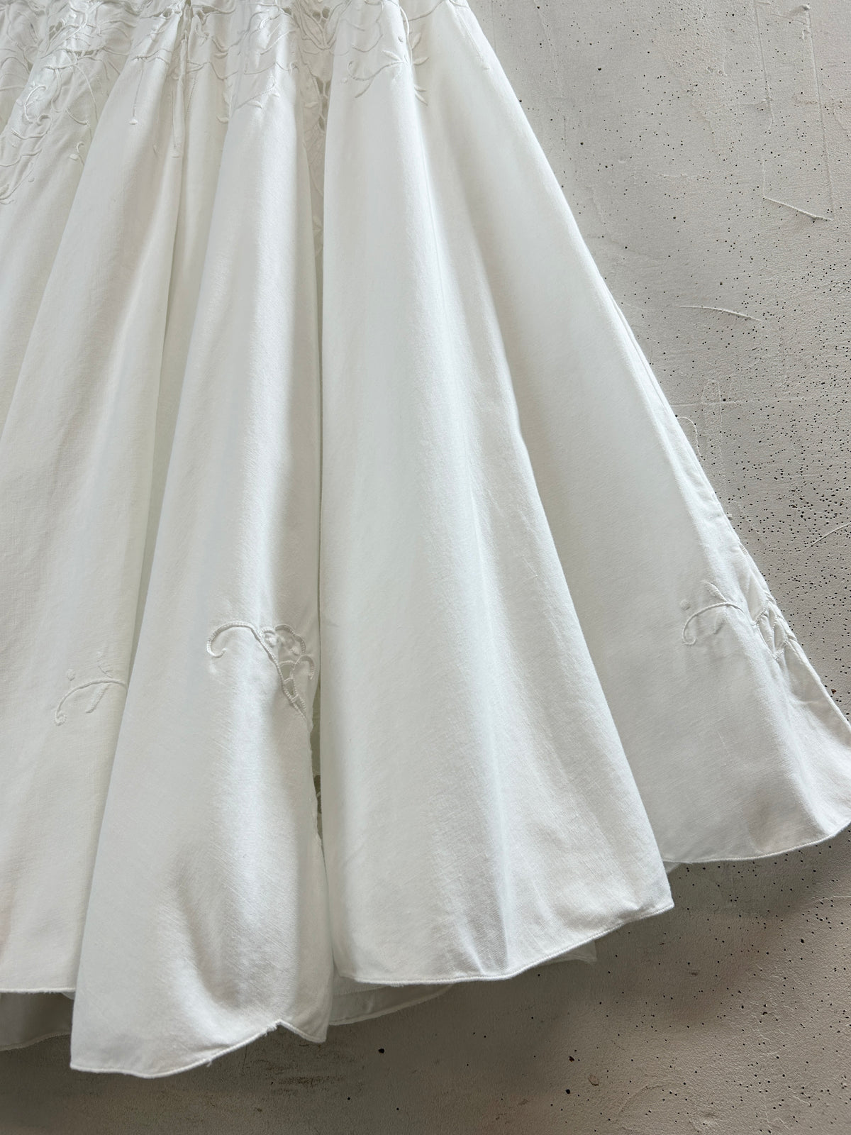Vintage White Cutwork Skirt [J34077]