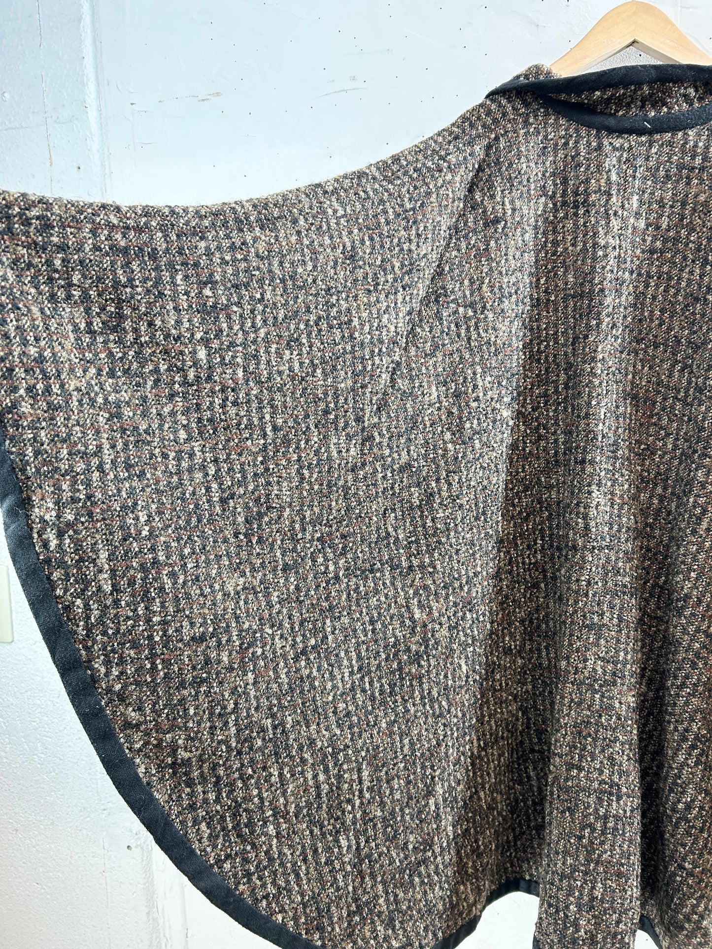 Vintage Poncho [K30744]