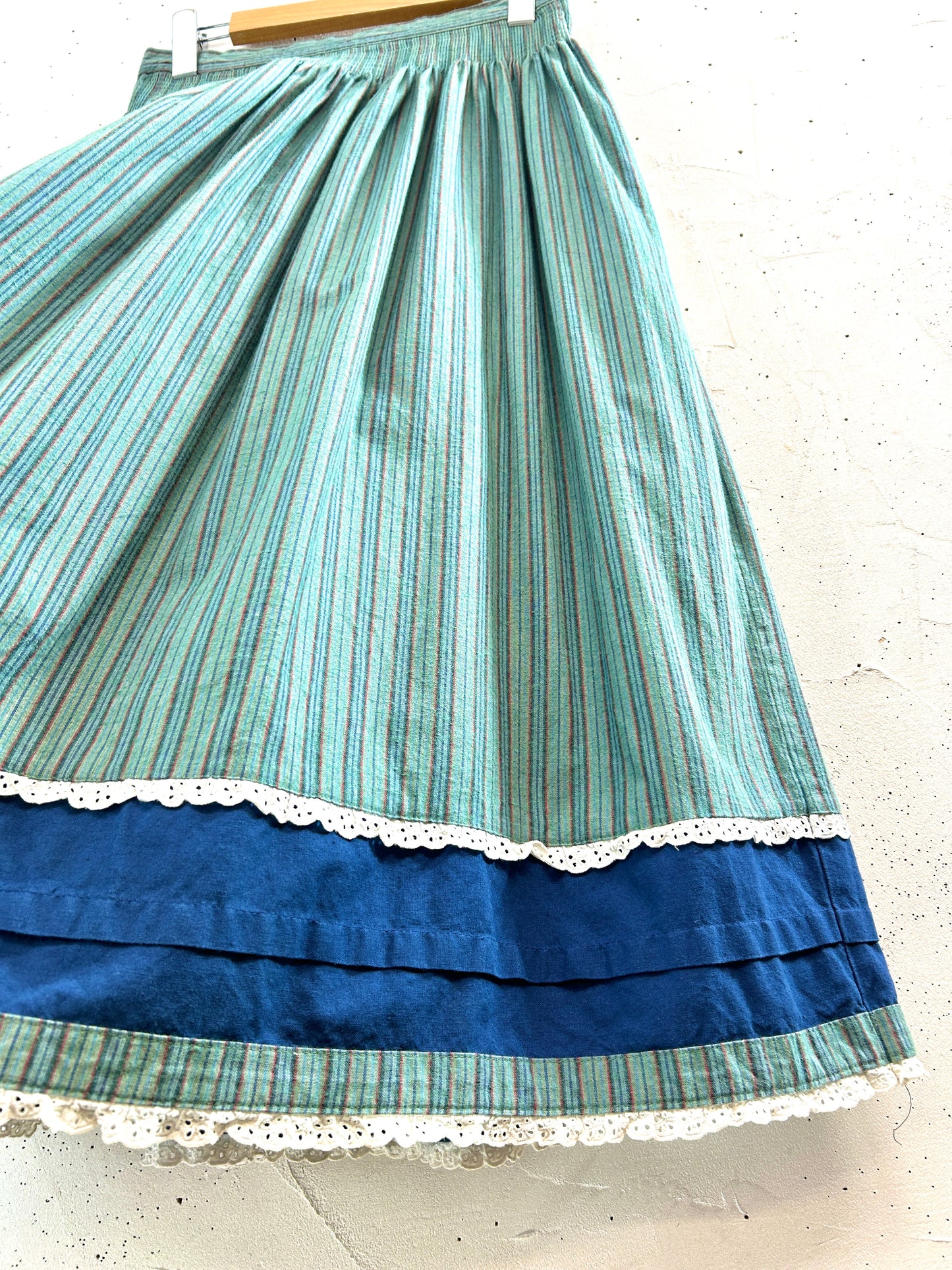 Vintage Tyrol Skirt [L30994]