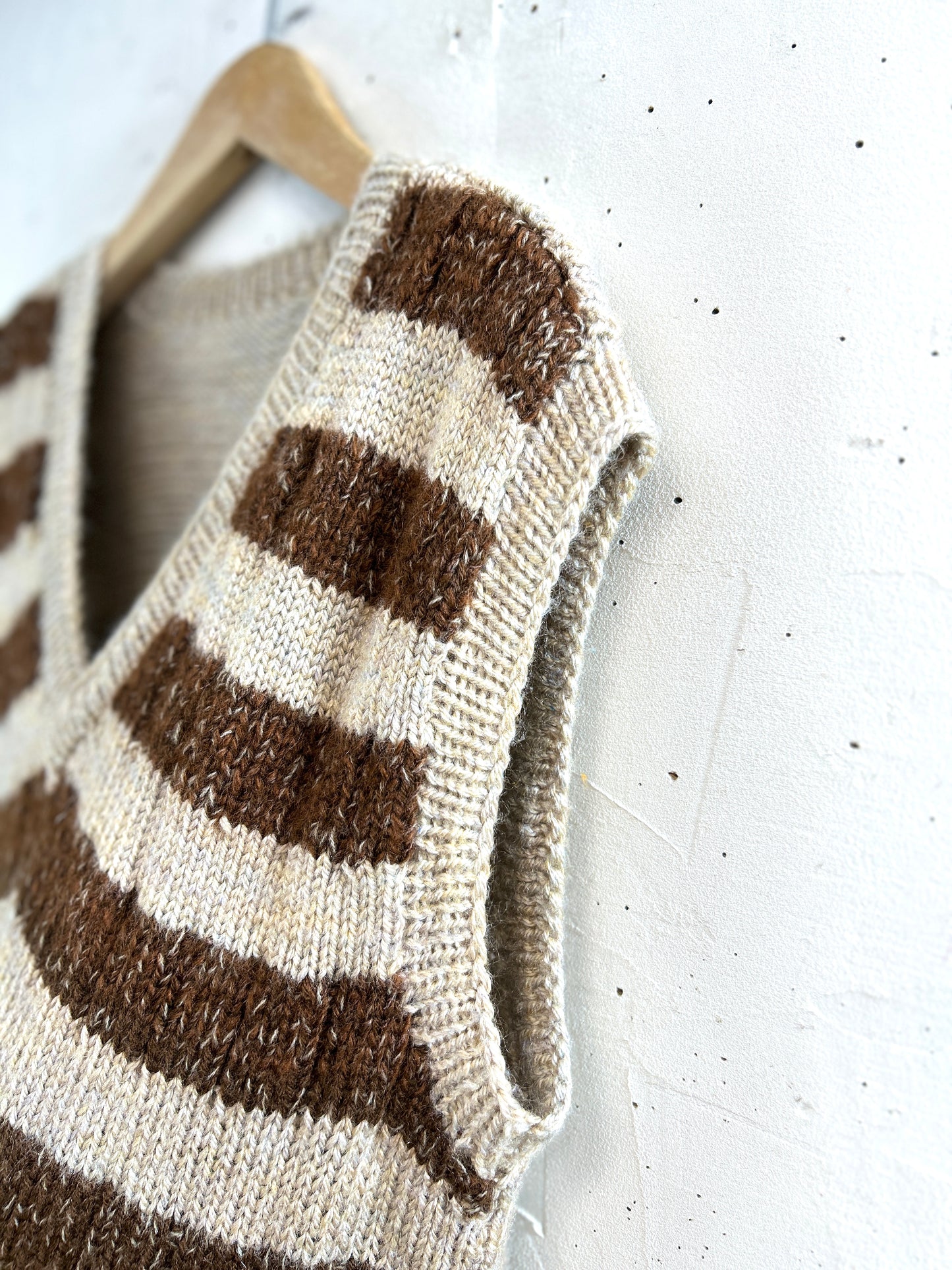 Vintage Knit Vest [A31402]